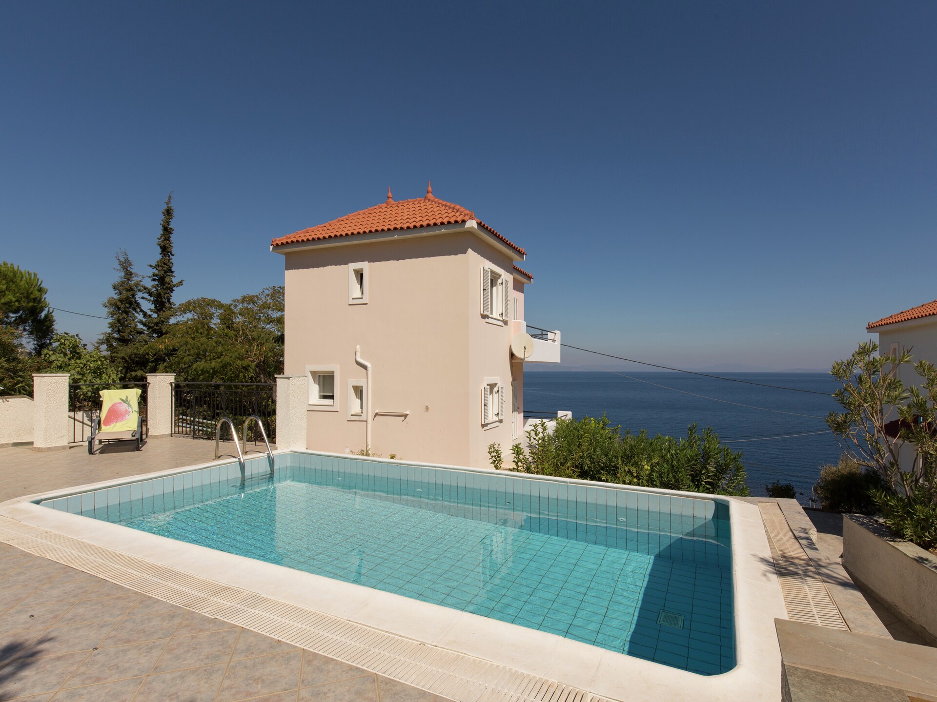Villa Vasiliki: vrijstaand bosverblijf met privézwembad op 300m van zee - foto 27