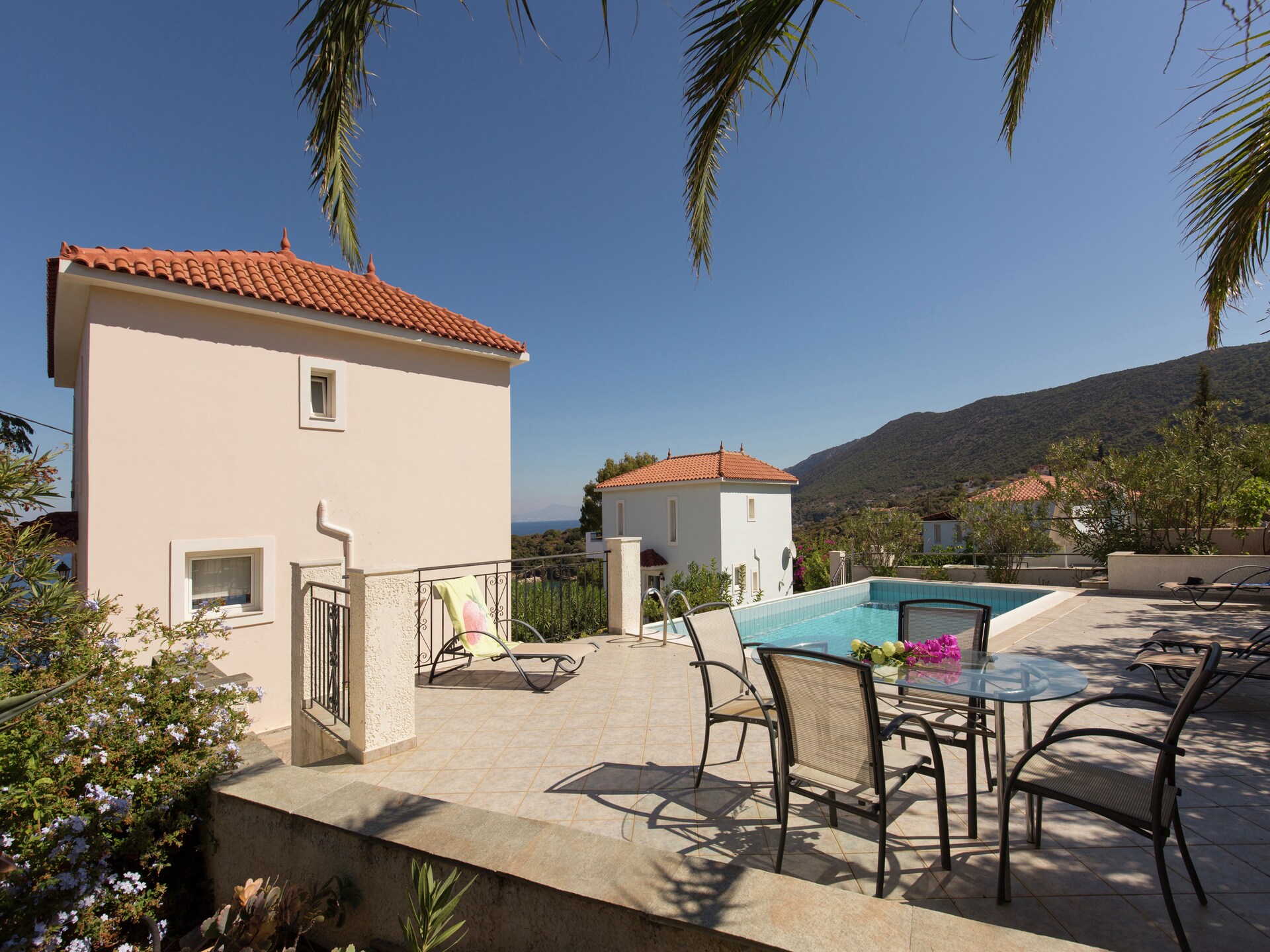 Villa Vasiliki: vrijstaand bosverblijf met privézwembad op 300m van zee - foto 12