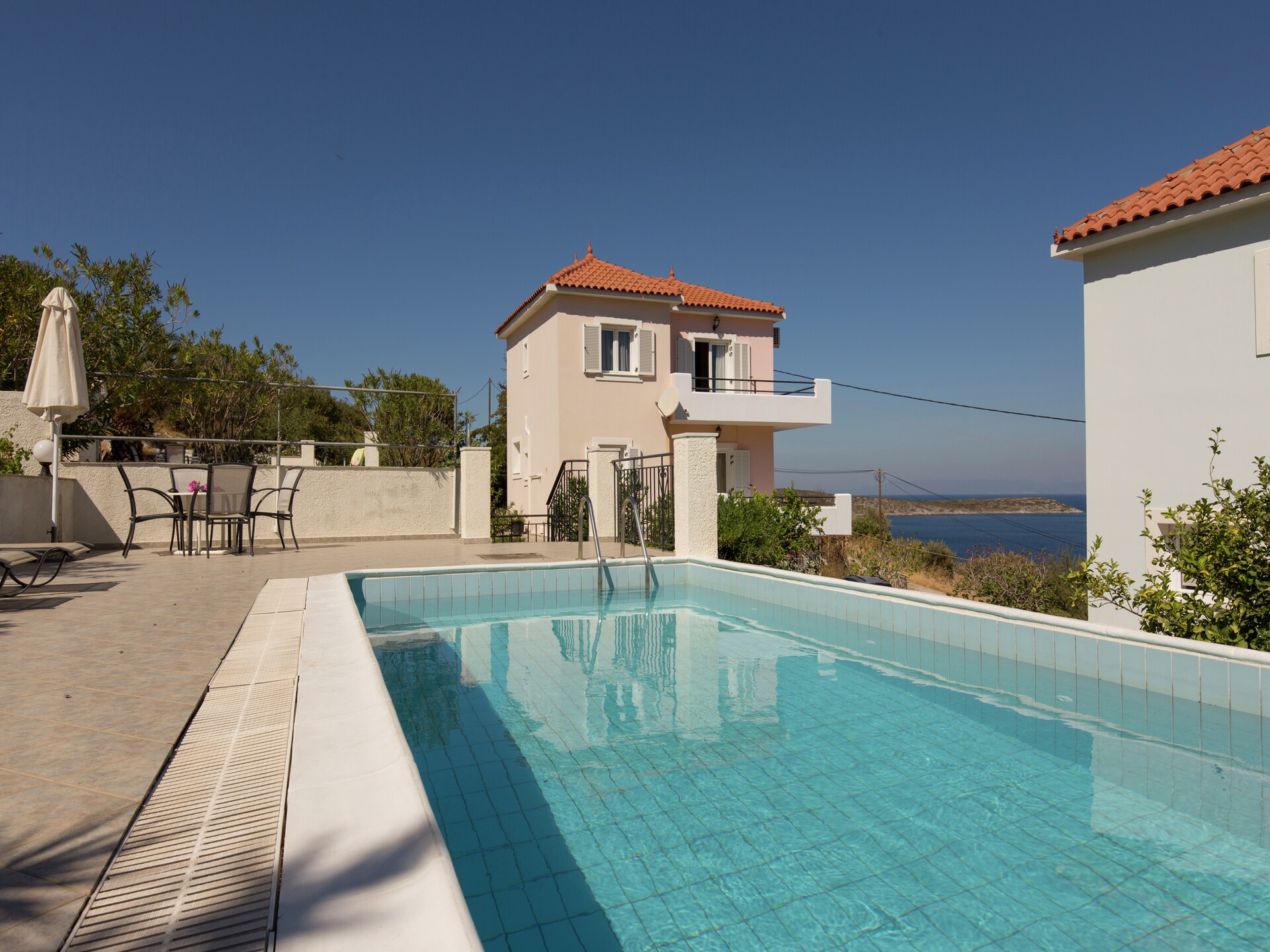 Villa Vasiliki: vrijstaand bosverblijf met privézwembad op 300m van zee - foto 10