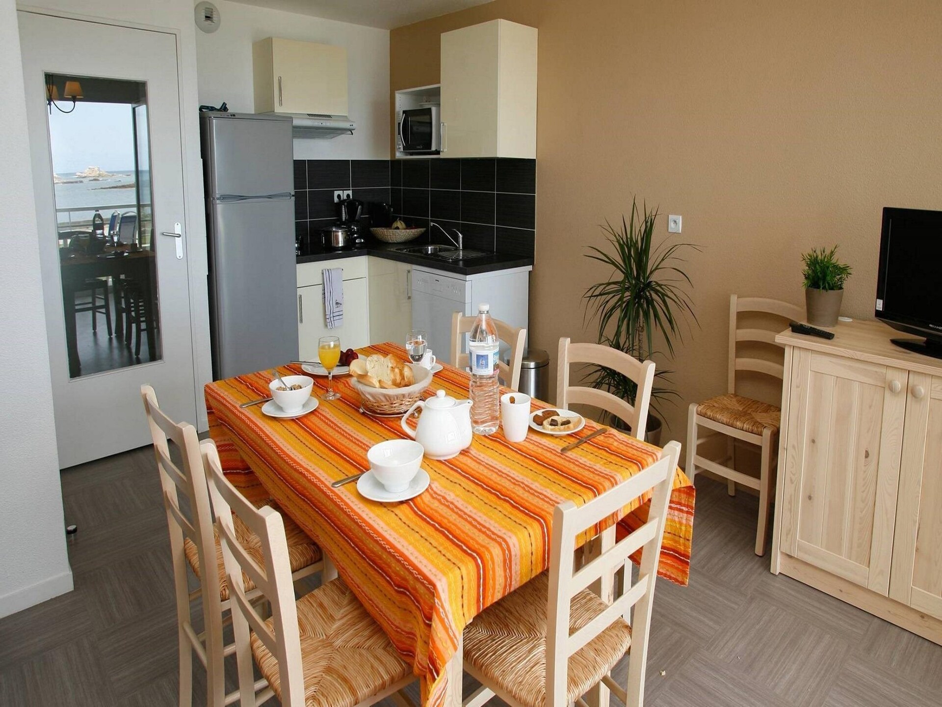 Ruim appartement met panoramisch zeezicht in Plougasnou - foto 13