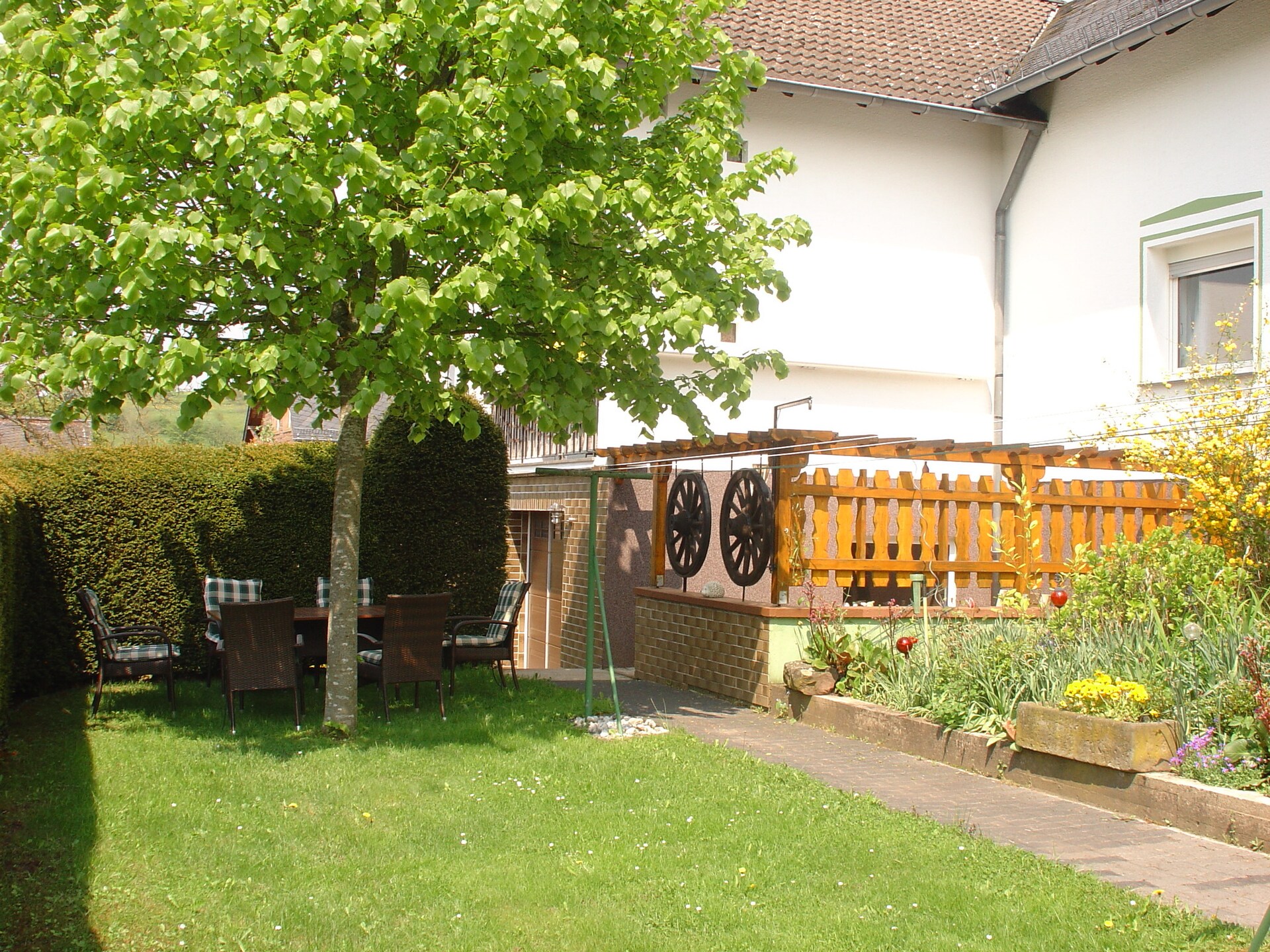 Rustiek appartement met panoramisch uitzicht op de Kyllvallei in Wilsecker - foto 13