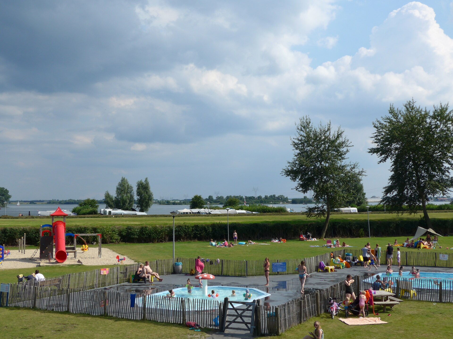 Flevohuis: Luxe villa aan het Veluwemeer in Biddinghuizen - foto 5