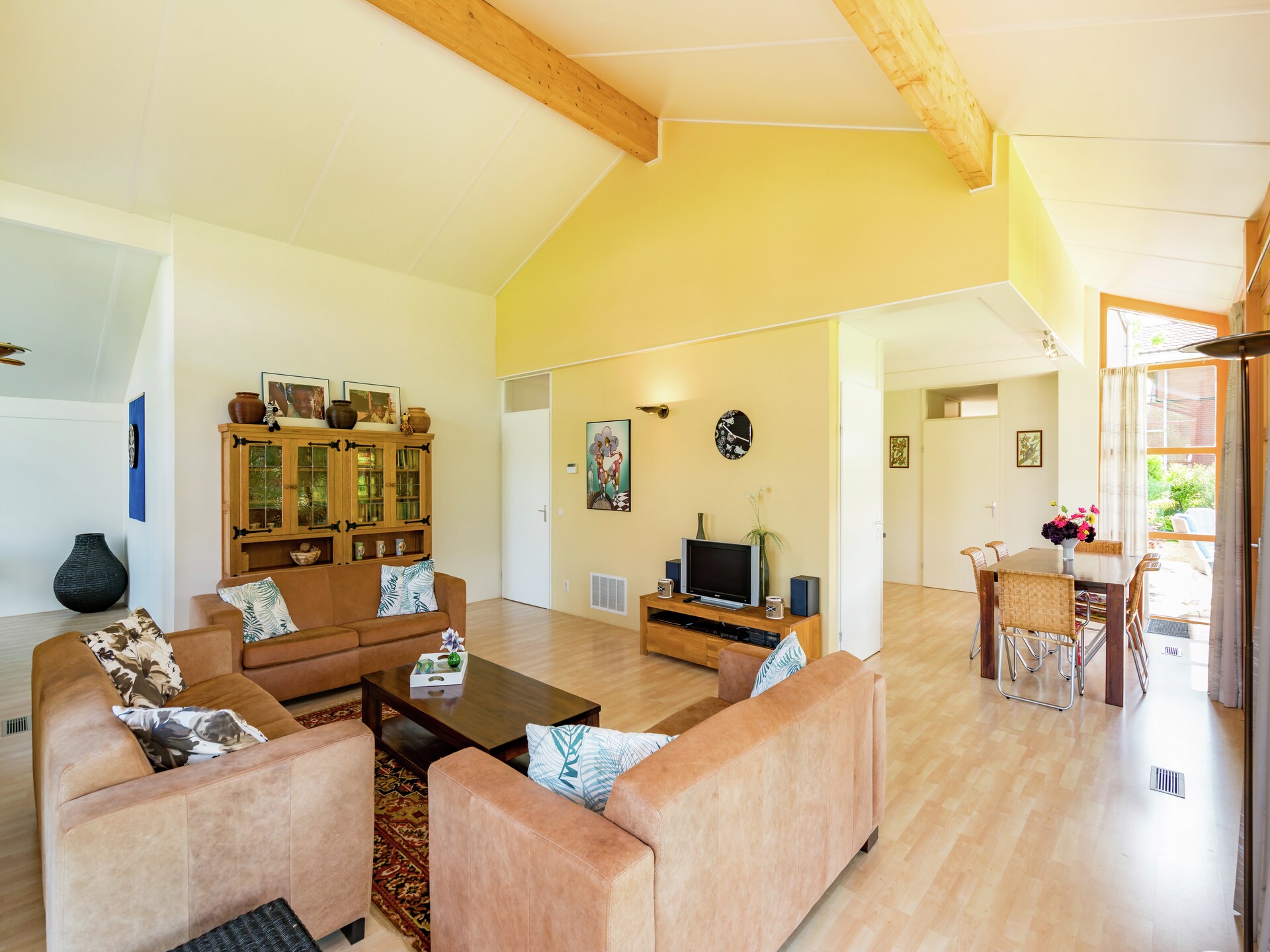 Flevohuis: Luxe villa aan het Veluwemeer in Biddinghuizen - foto 11