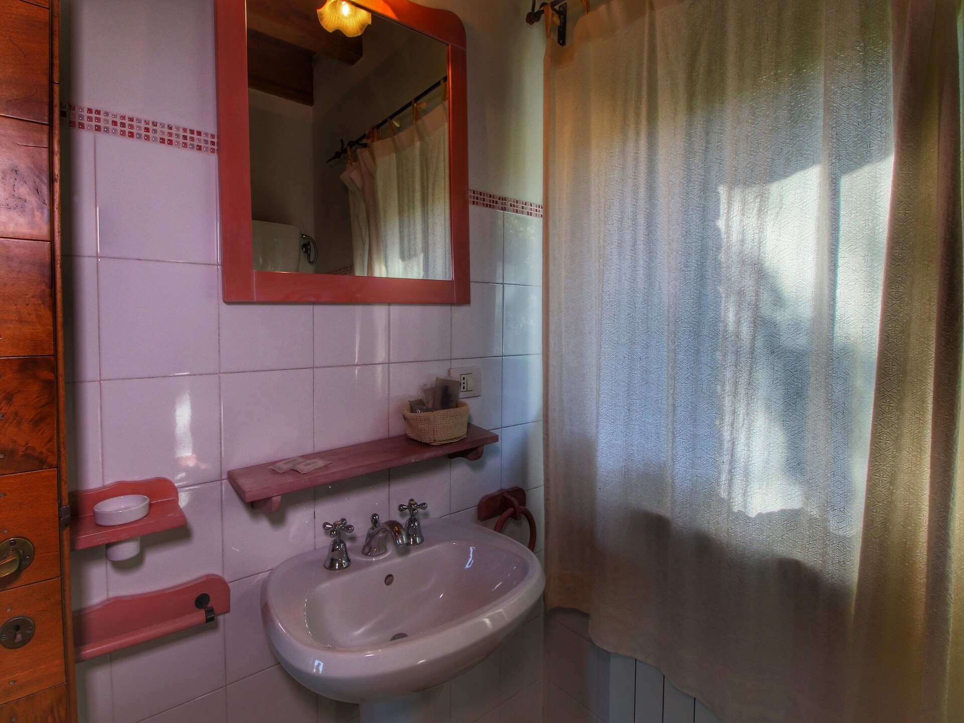 Villa Fata Morgana: rustig vakantiehuis met zwembad nabij Assisi, Umbrië - foto 27