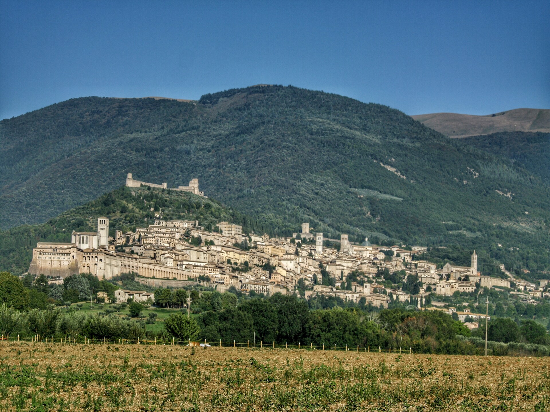Villa Fata Morgana: rustig vakantiehuis met zwembad nabij Assisi, Umbrië - foto 39