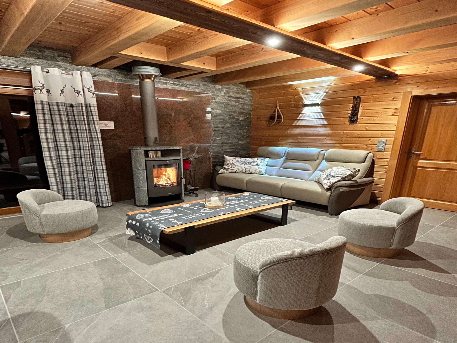 Ruim chalet voor 13 personen met sauna bij La Bresse - foto 13