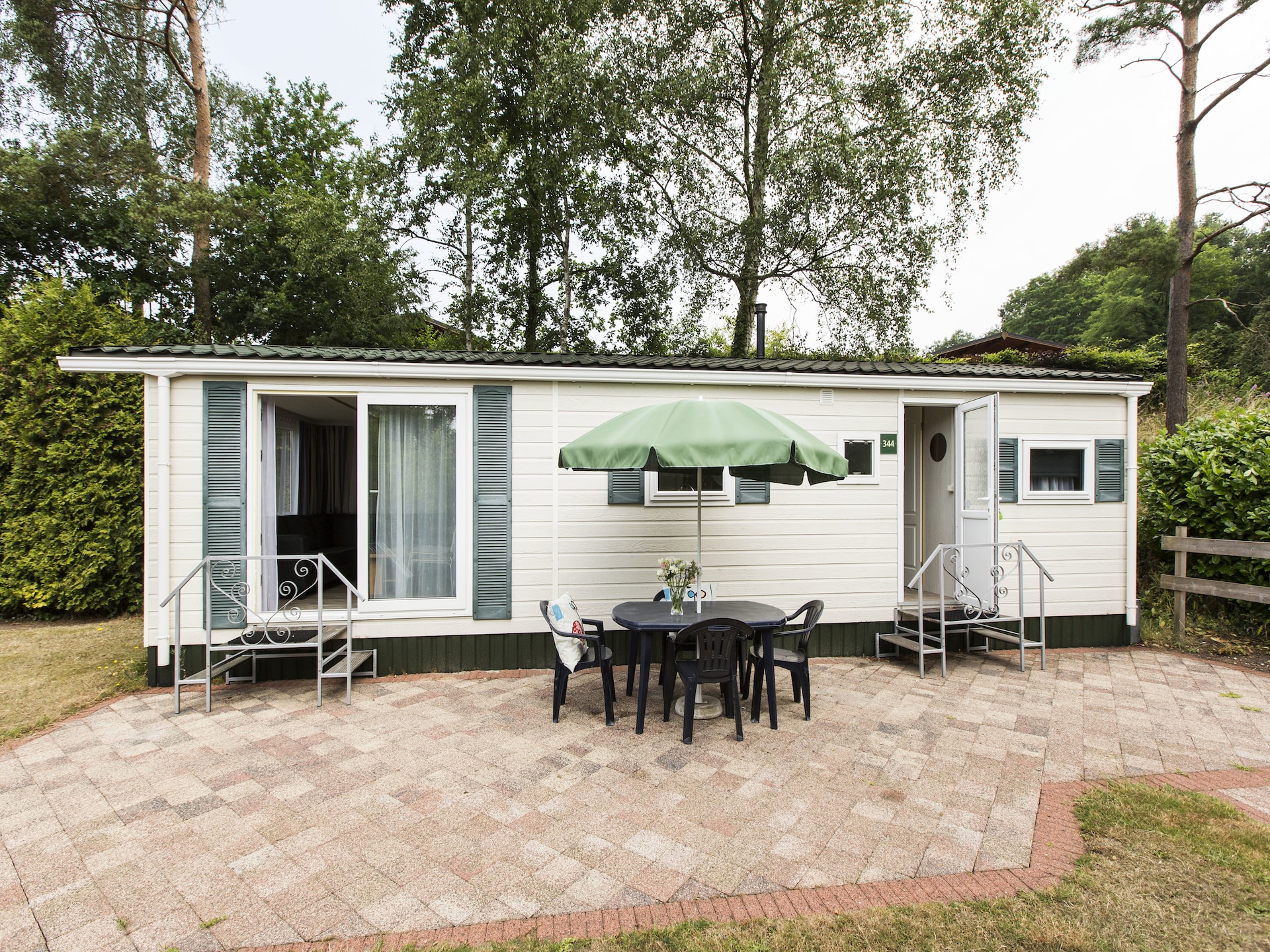 Knus chalet voor 5 personen op hondvriendelijk vakantiepark in Arcen - foto 14