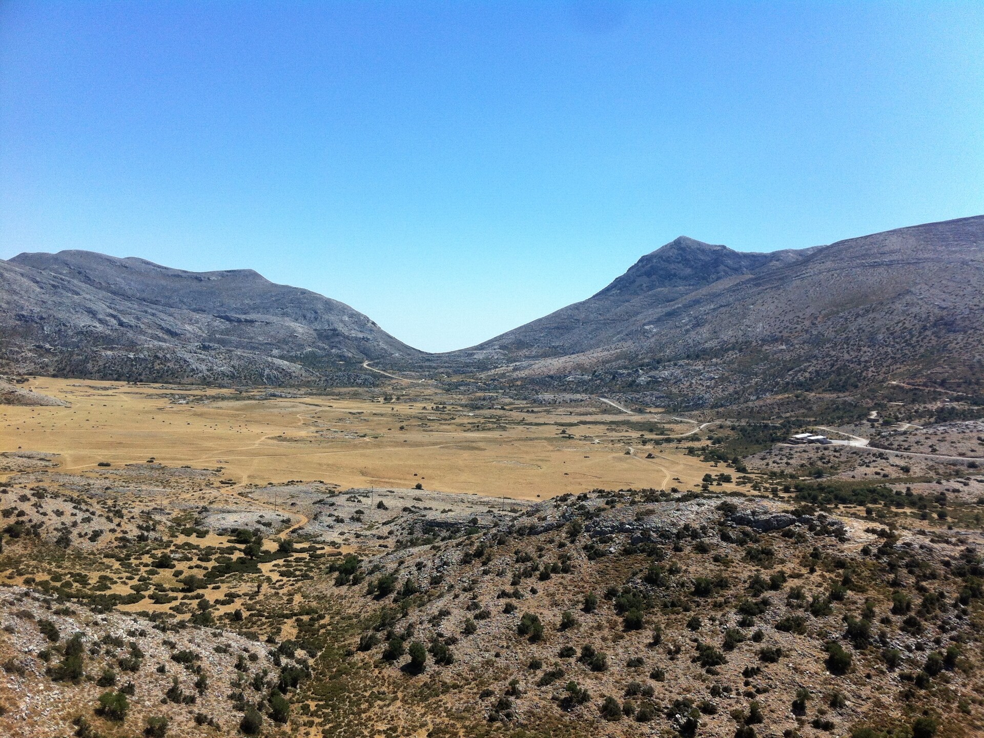 Villa Olga: authentieke rust met privézwembad in hartje Kreta - foto 18