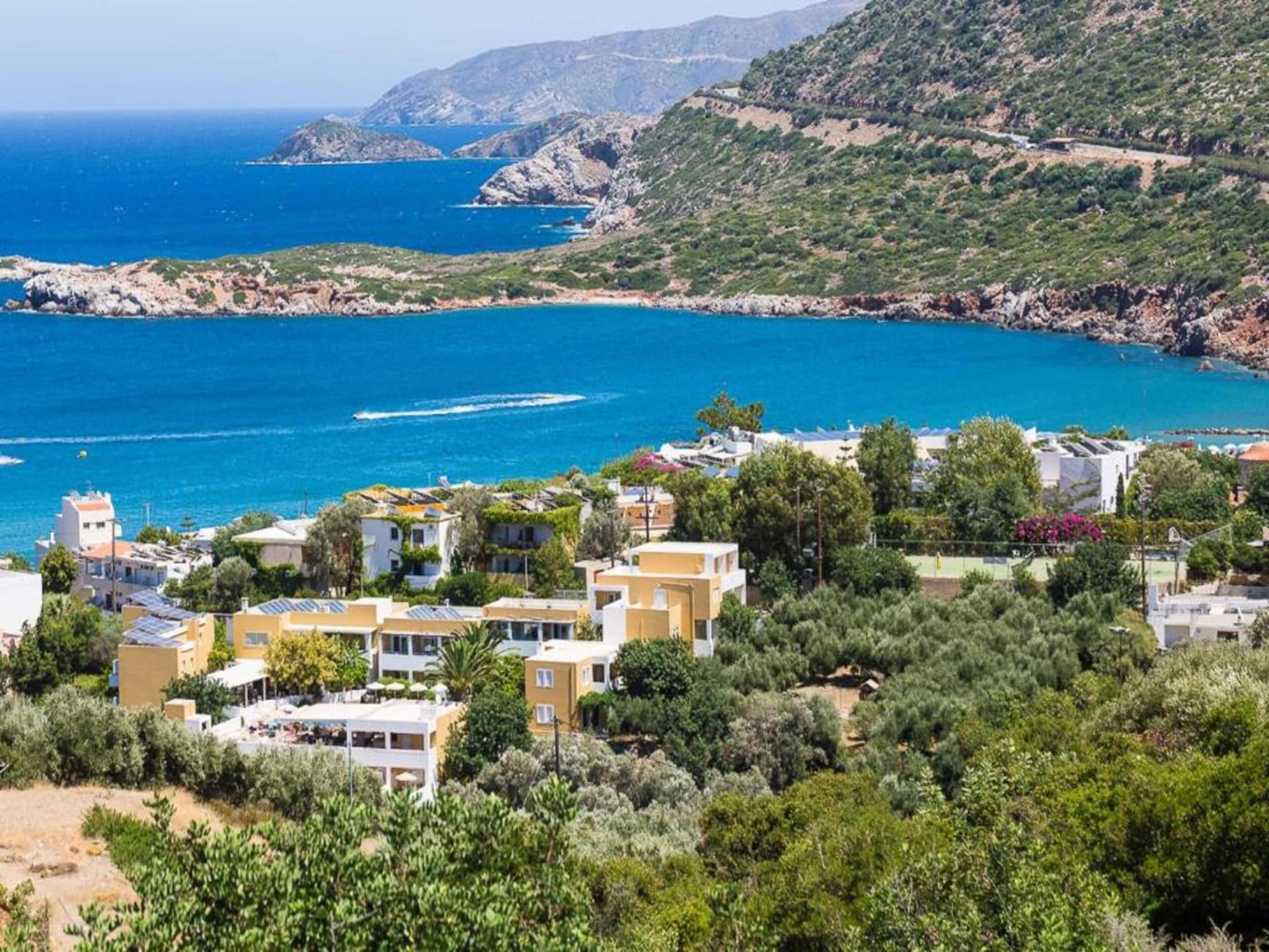 Villa Olga: authentieke rust met privézwembad in hartje Kreta - foto 35