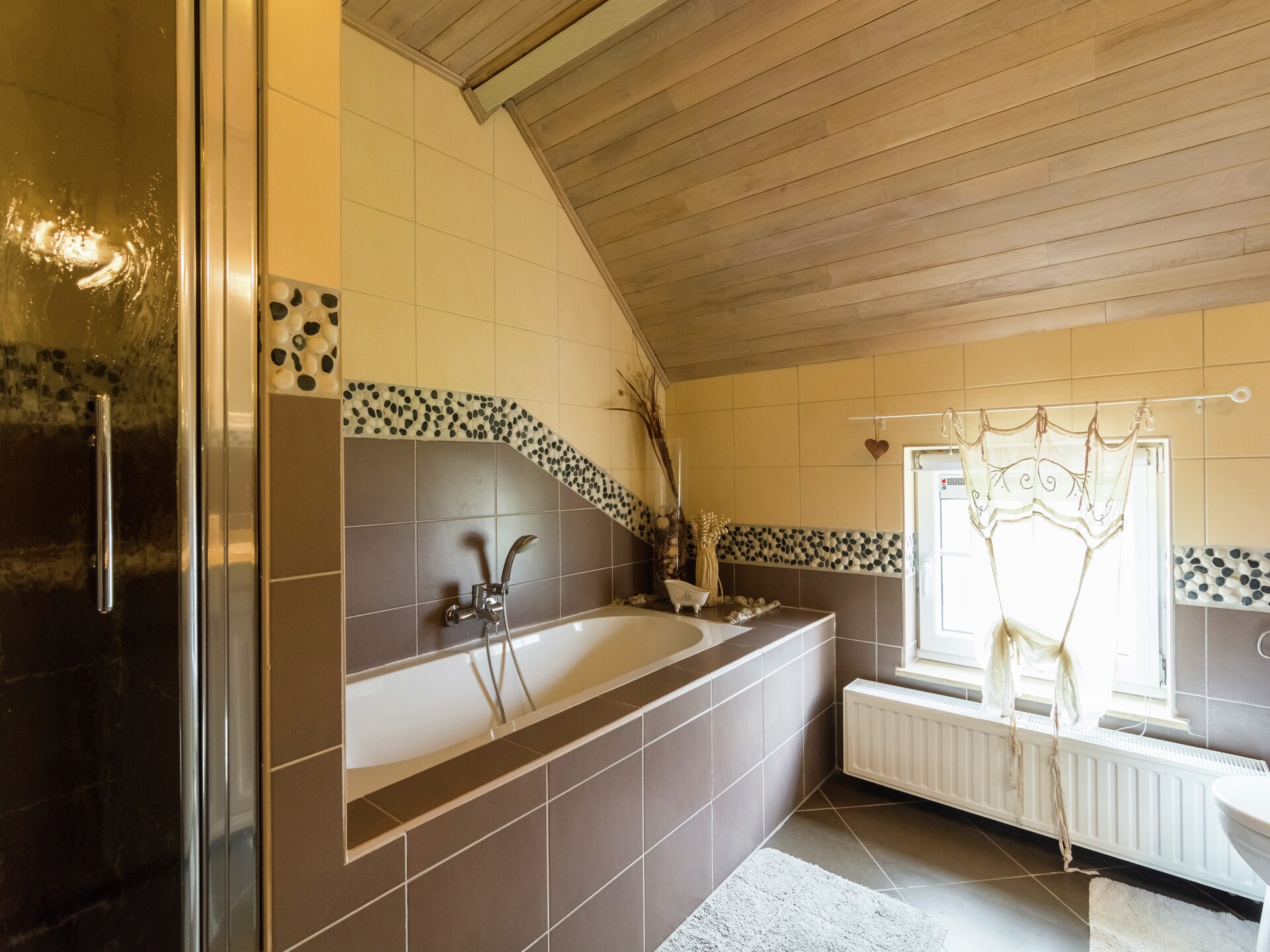 8-persoons vakantiehuis met infraroodsauna in Vodelée - foto 28