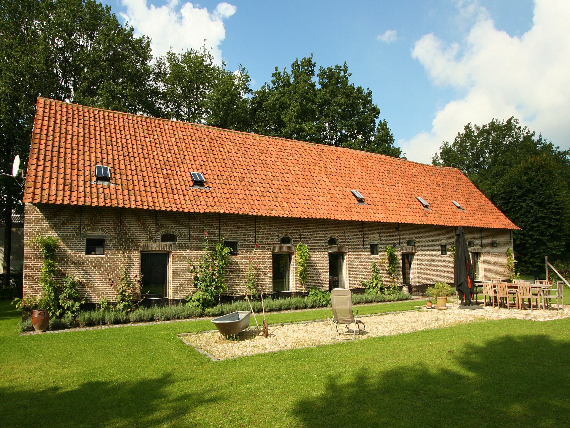 12-persoons boerderij met zwembad en sauna in Beernem - foto 1