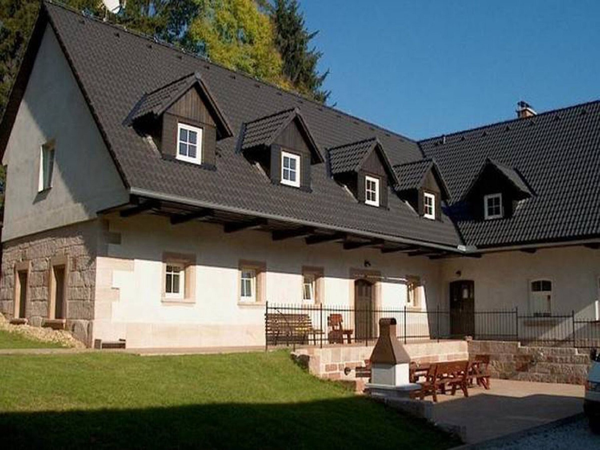 Authentieke hoeve voor 16 personen met privézwembad in het Boheems Paradijs - foto 1