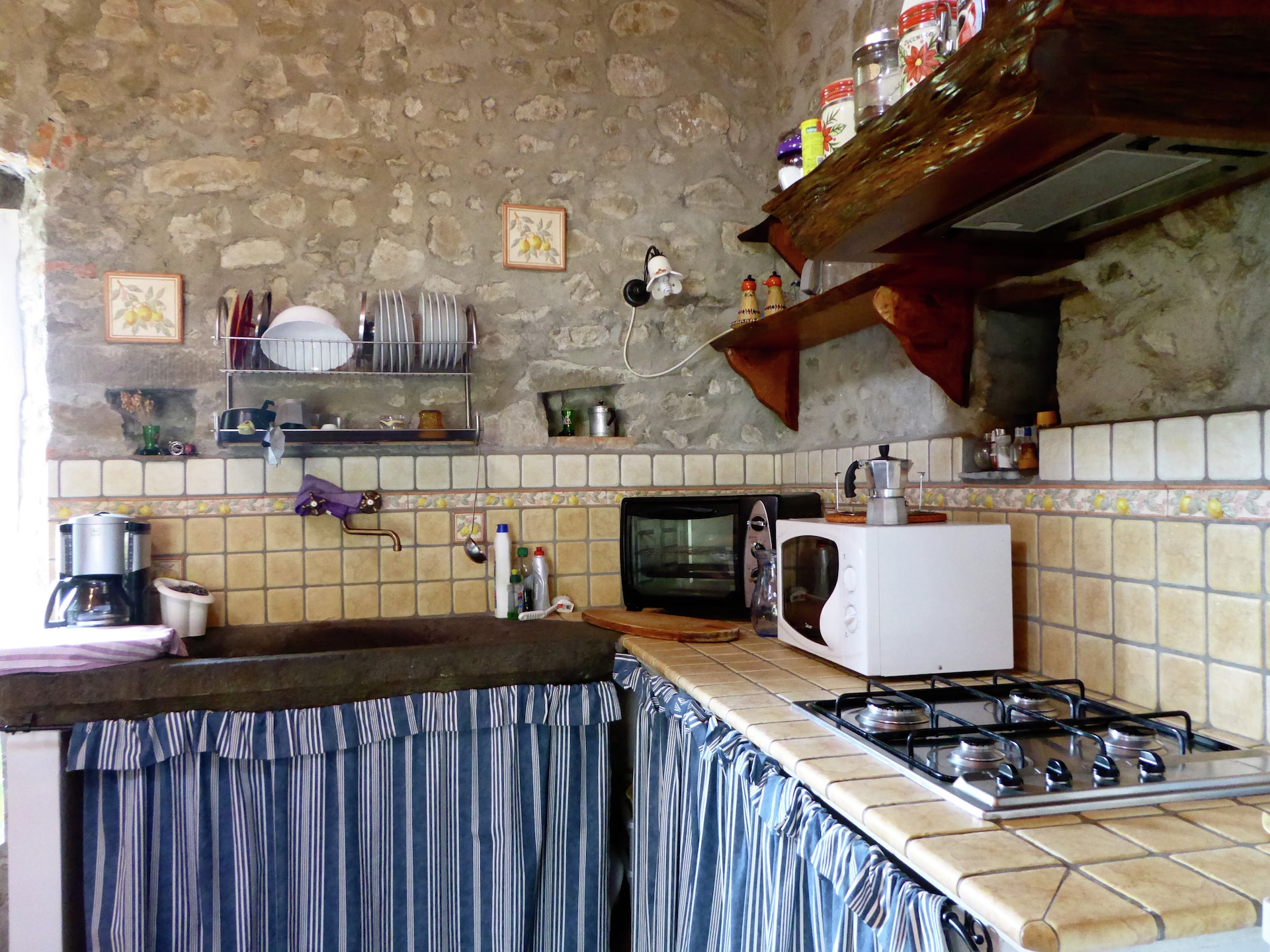 6-persoons landhuis in het centrum van Bagni di Lucca - foto 8