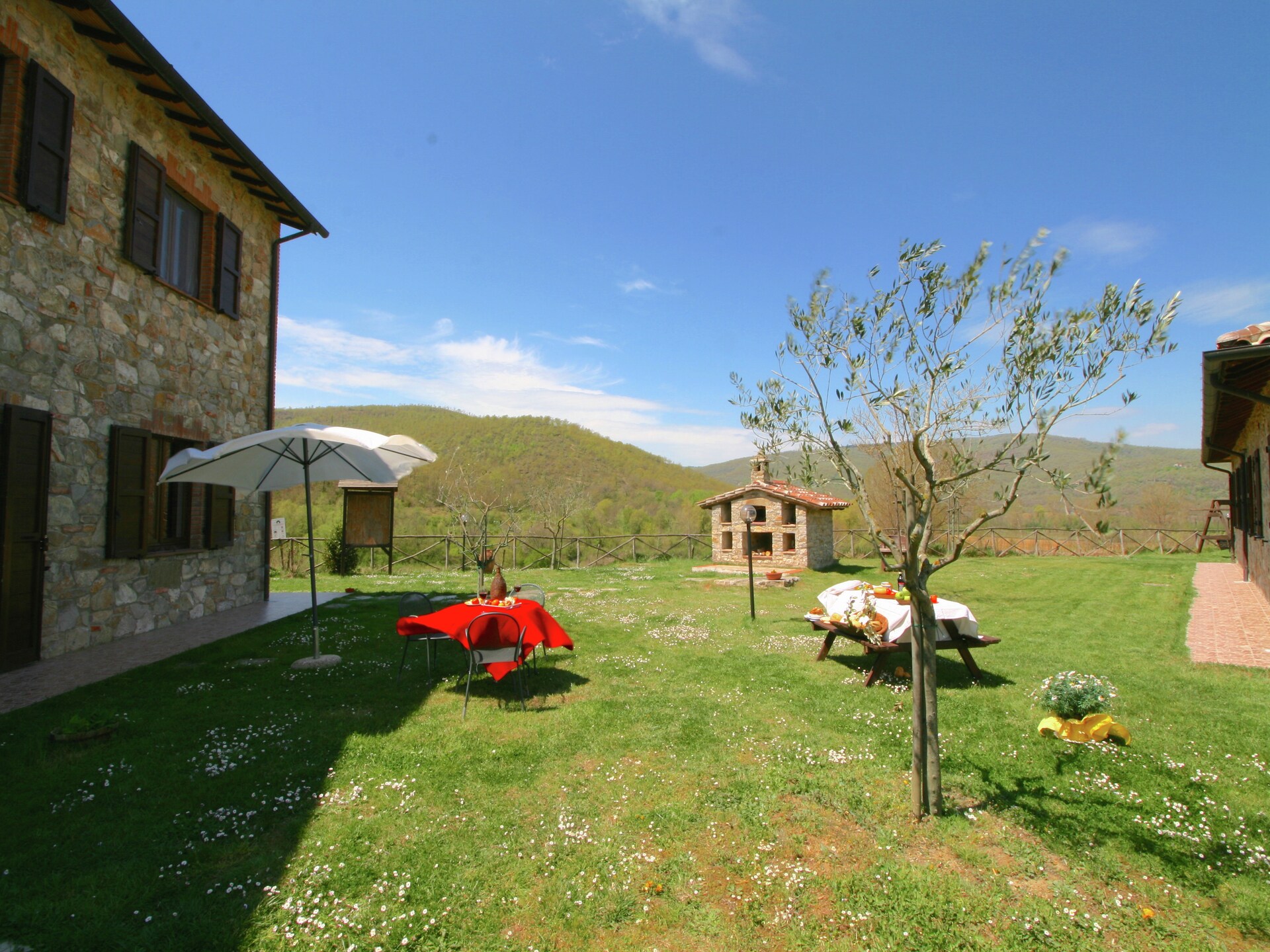 Romantisch boerderijtje in de bossen bij het Trasimenomeer - foto 9