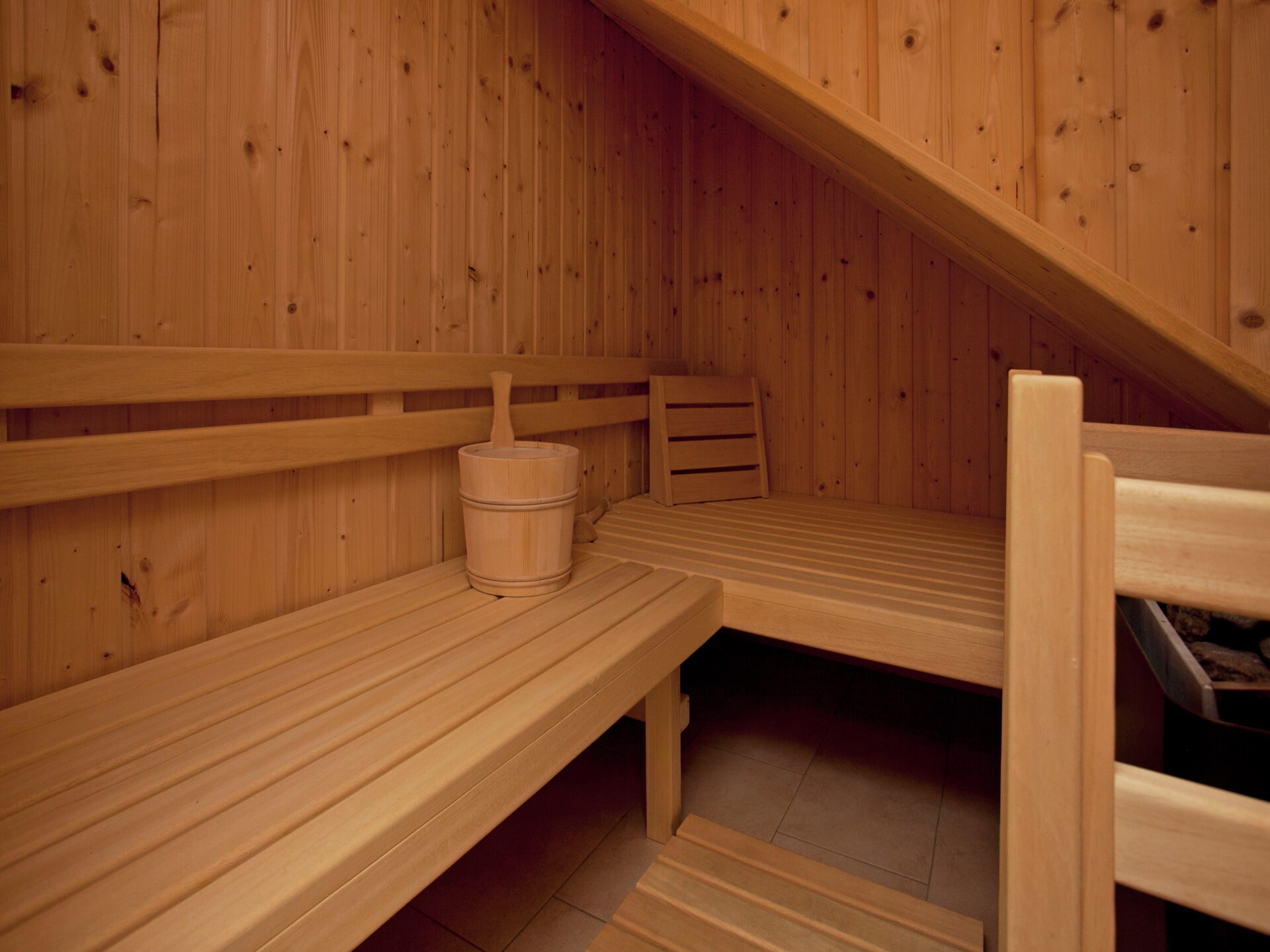 Ruim chalet voor 10 personen met sauna nabij Zillertal Arena - foto 6