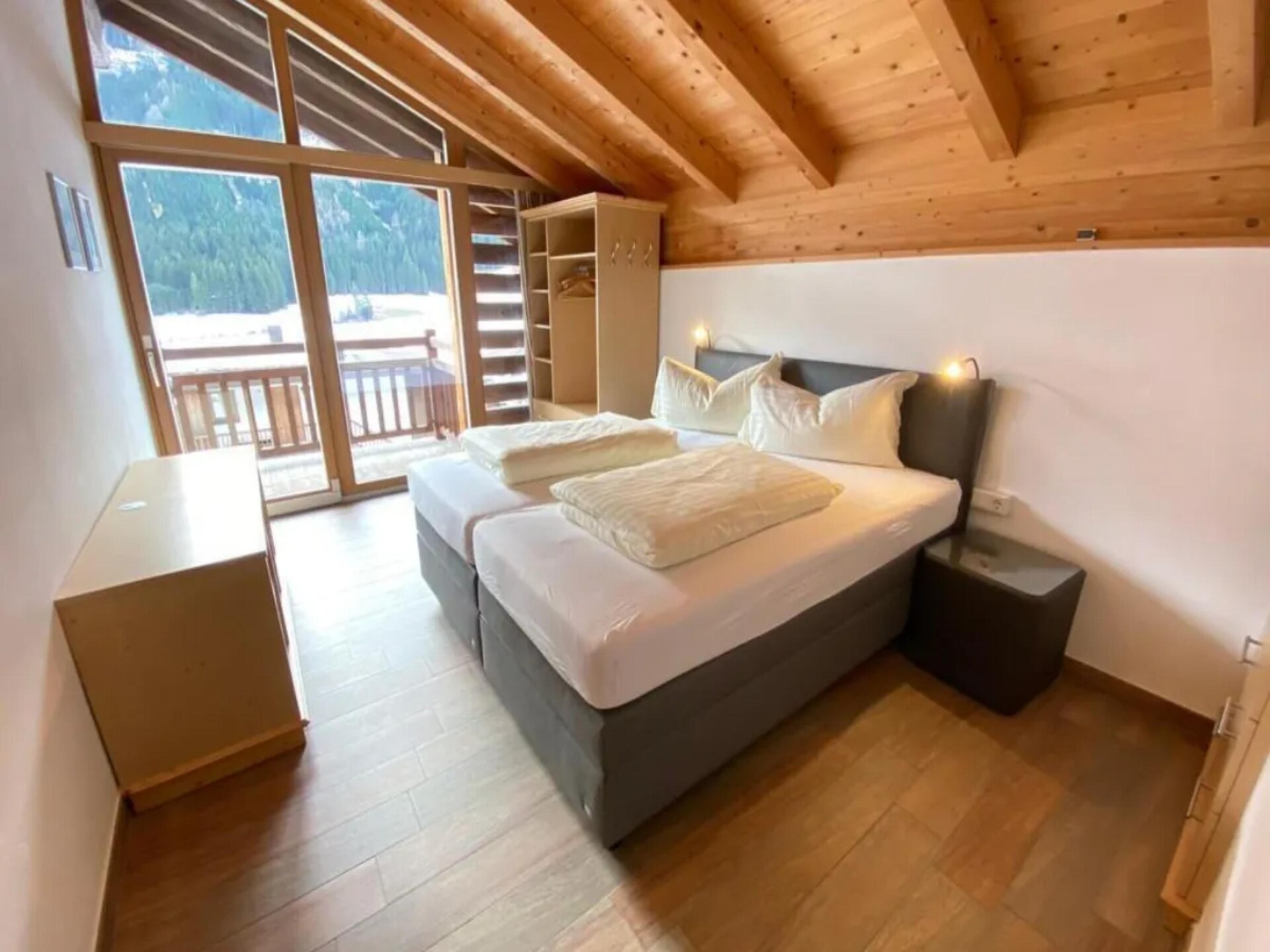8-persoons chalet aan de piste in het centrum van Wald-Königsleiten - foto 16