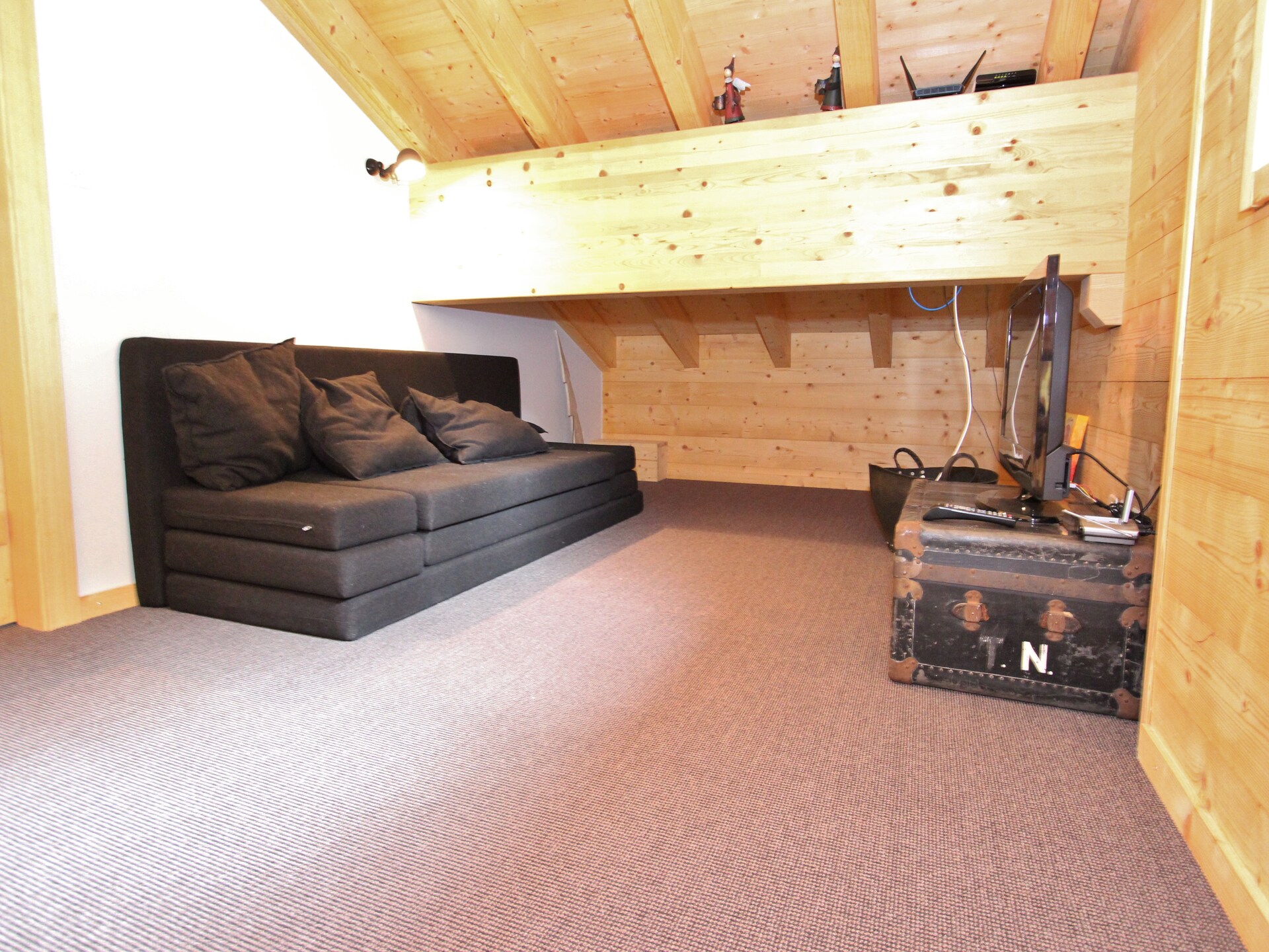 Vrijstaand chalet in het bos aan de skipiste met sauna - foto 16