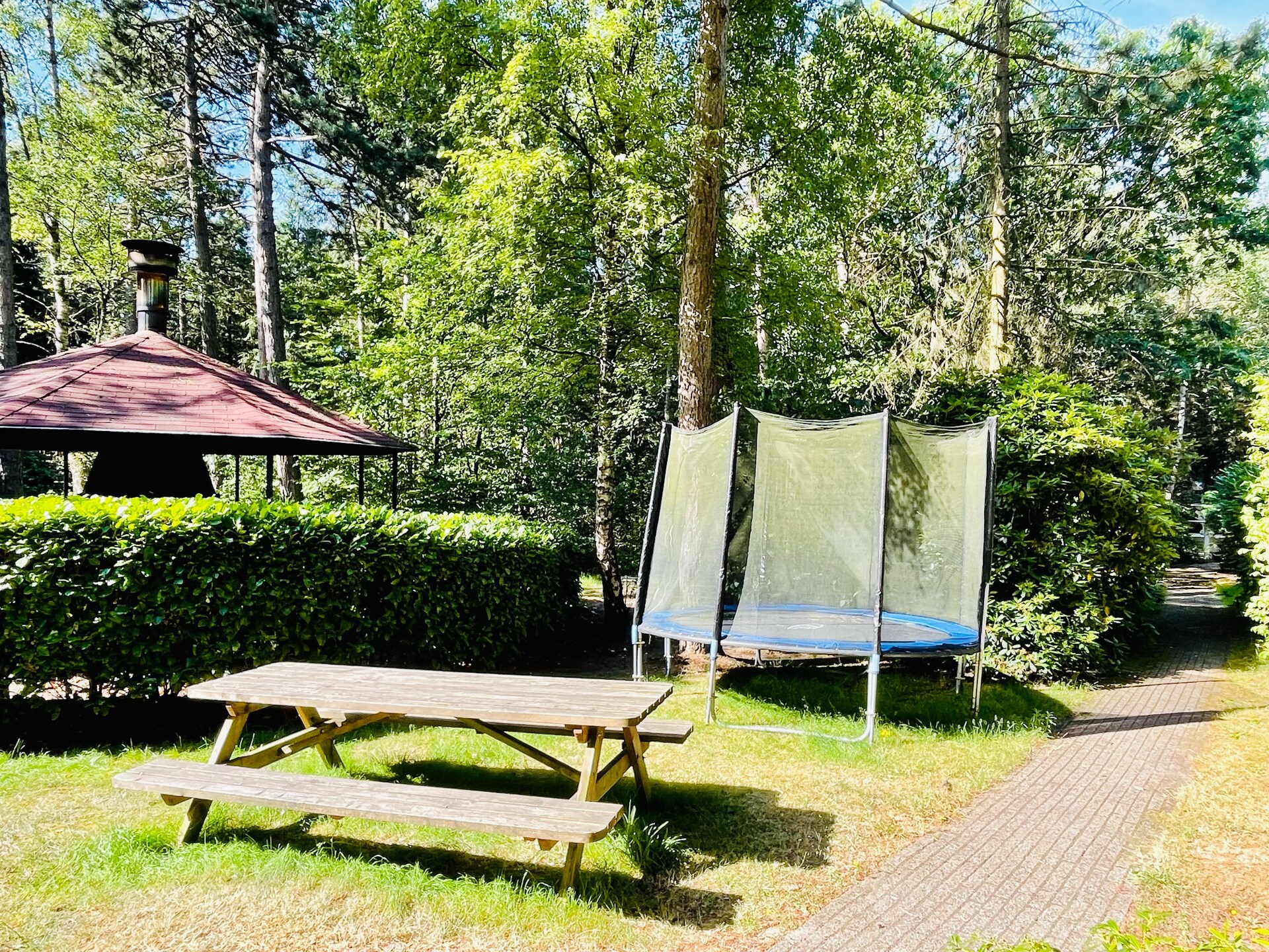 De Grove Den: Ruime groepsvilla aan Veluwemeer met campingfaciliteiten - foto 32