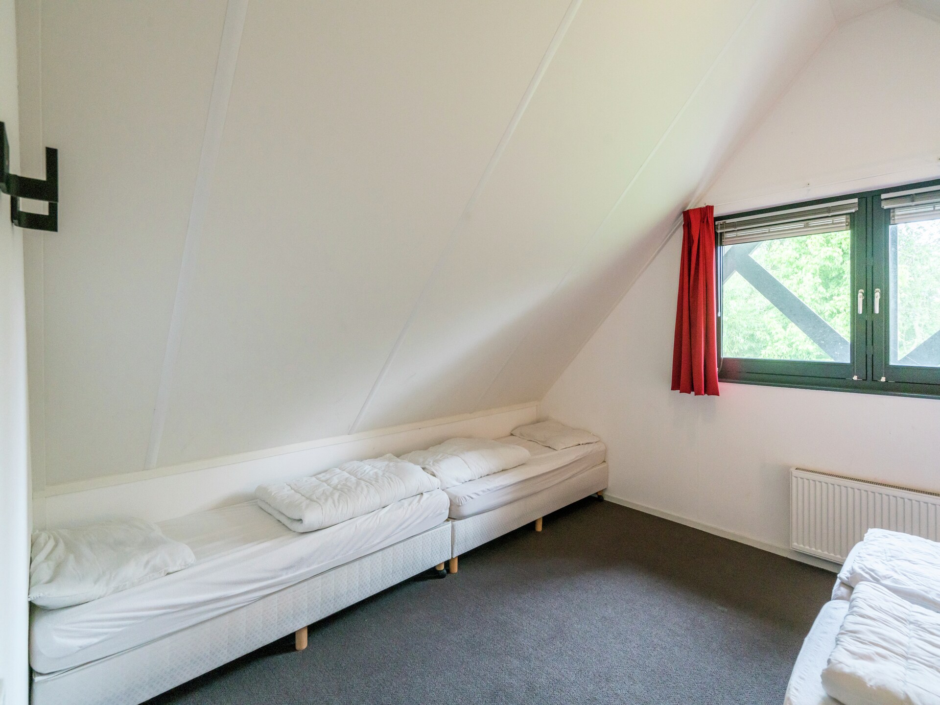 Huize Lewis: Modern vakantiehuis aan het Slotermeer met privé aanlegsteiger - foto 11