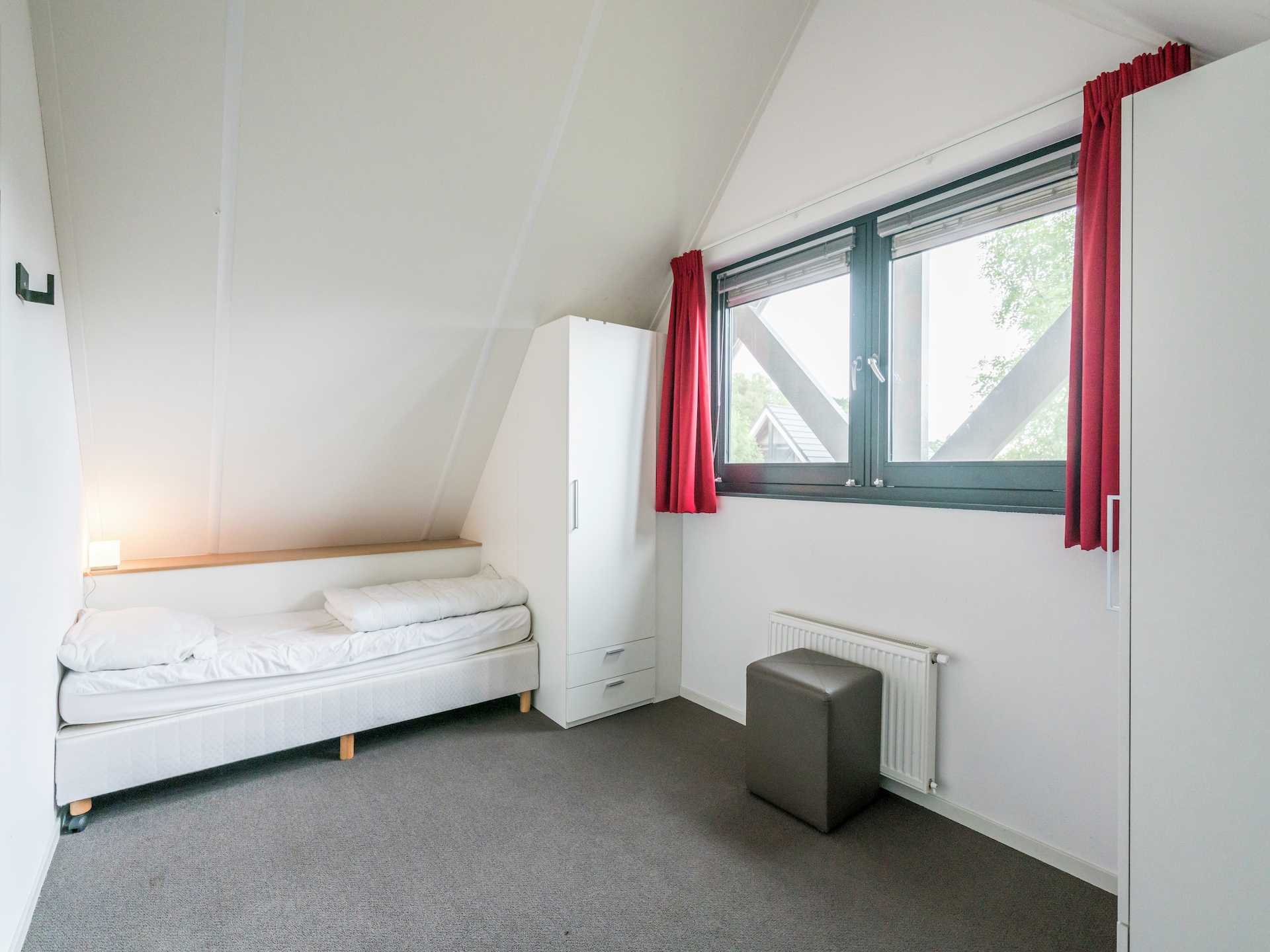 Huize Lewis: Modern vakantiehuis aan het Slotermeer met privé aanlegsteiger - foto 13