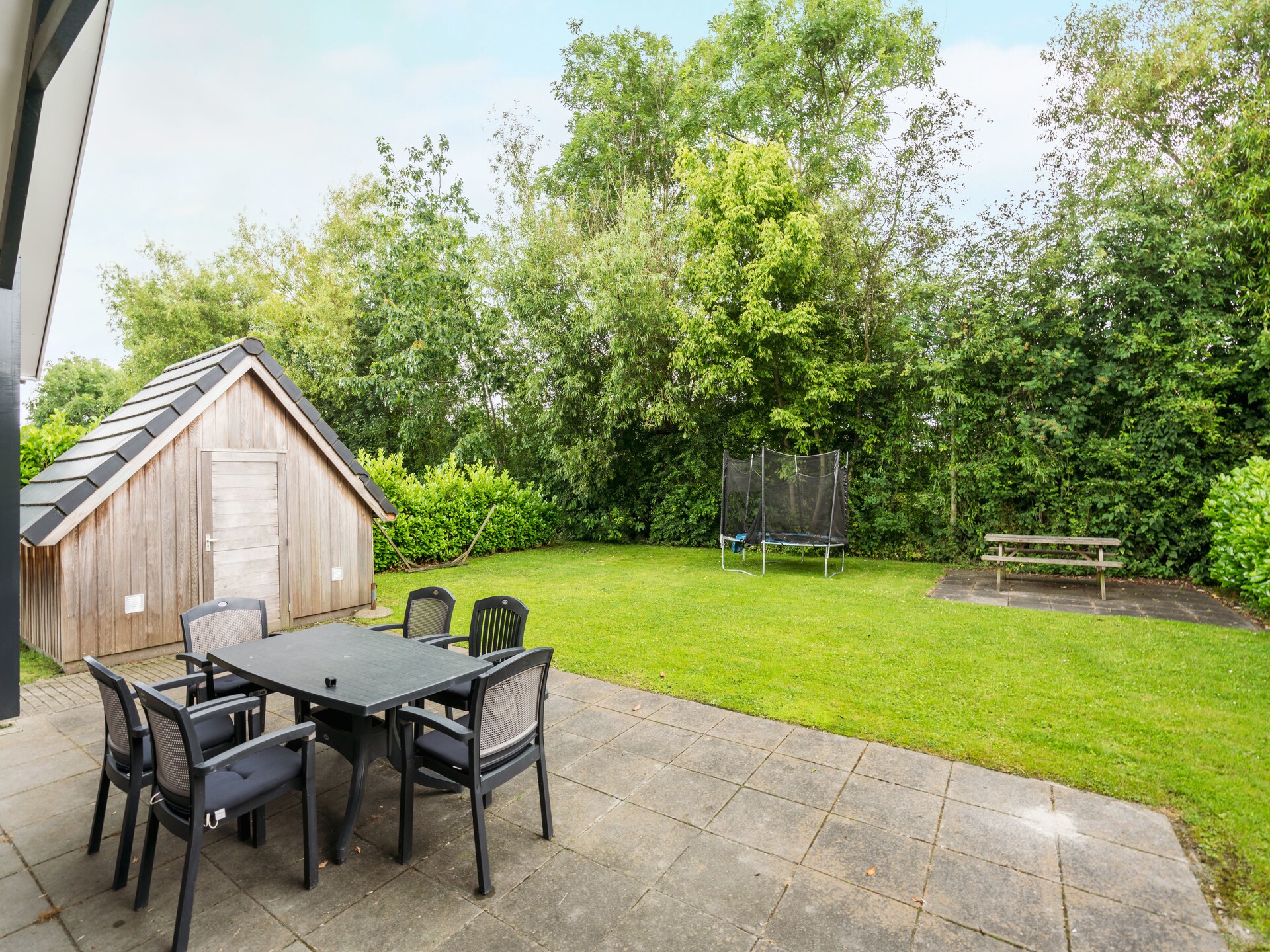 Huize Lewis: Modern vakantiehuis aan het Slotermeer met privé aanlegsteiger - foto 5