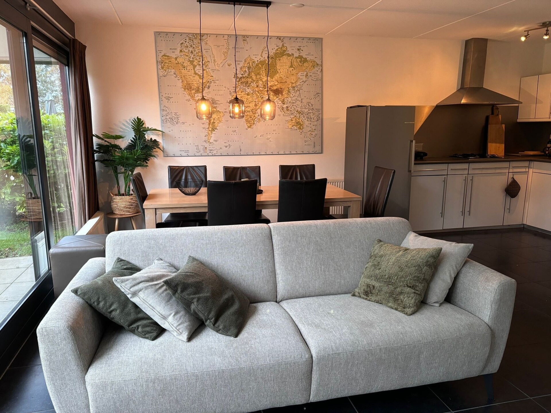 Huize Lewis: Modern vakantiehuis aan het Slotermeer met privé aanlegsteiger - foto 8