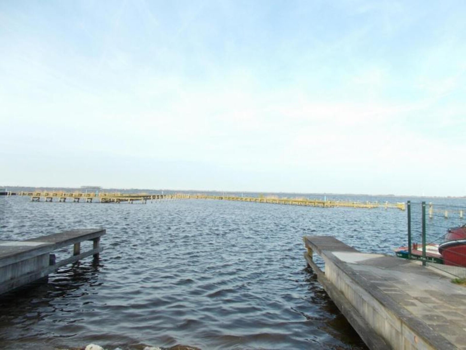 Huize Lewis: Modern vakantiehuis aan het Slotermeer met privé aanlegsteiger - foto 30