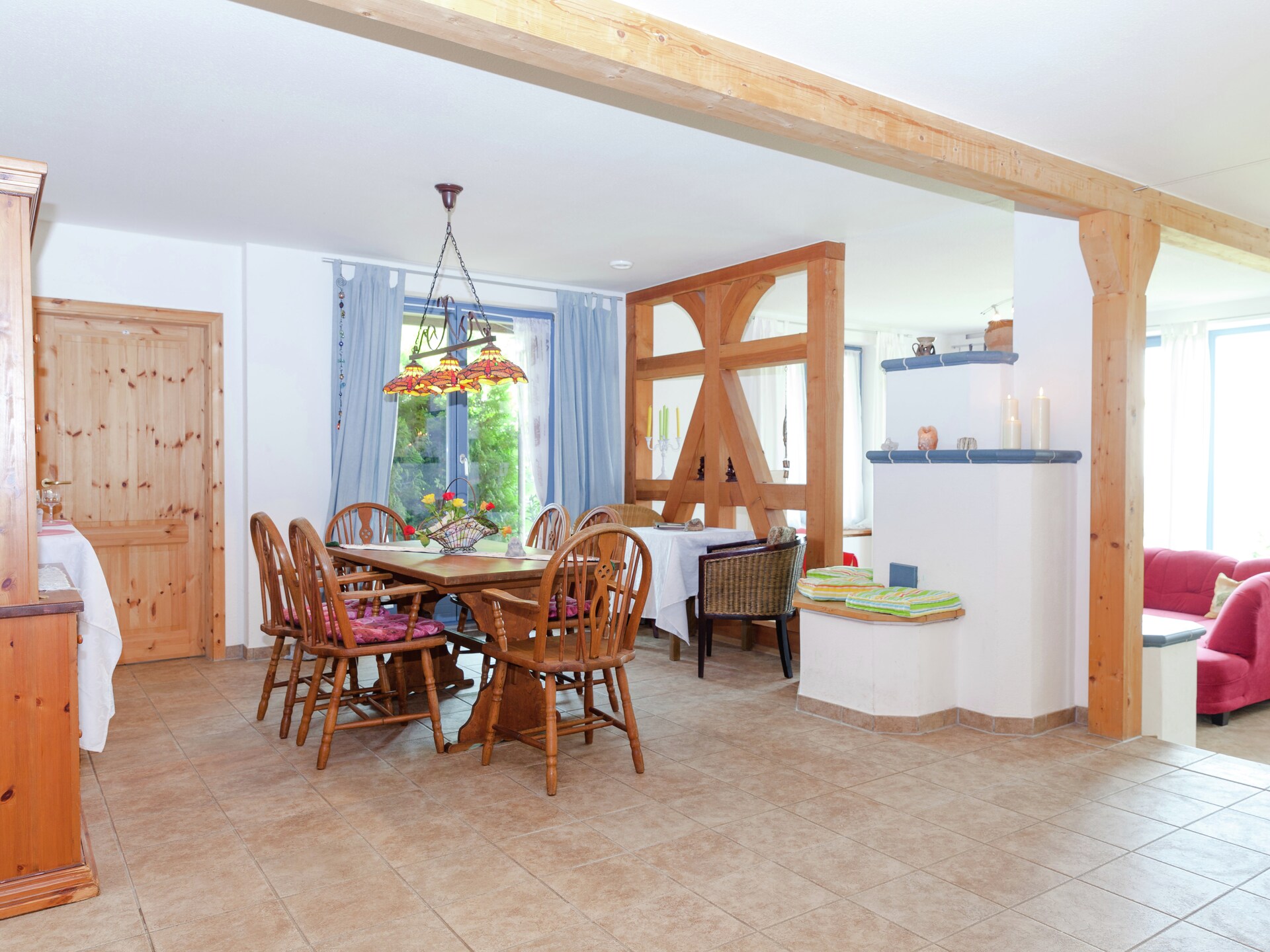 Ruime 15-persoons villa aan het bos met sauna bij Schotten - foto 2