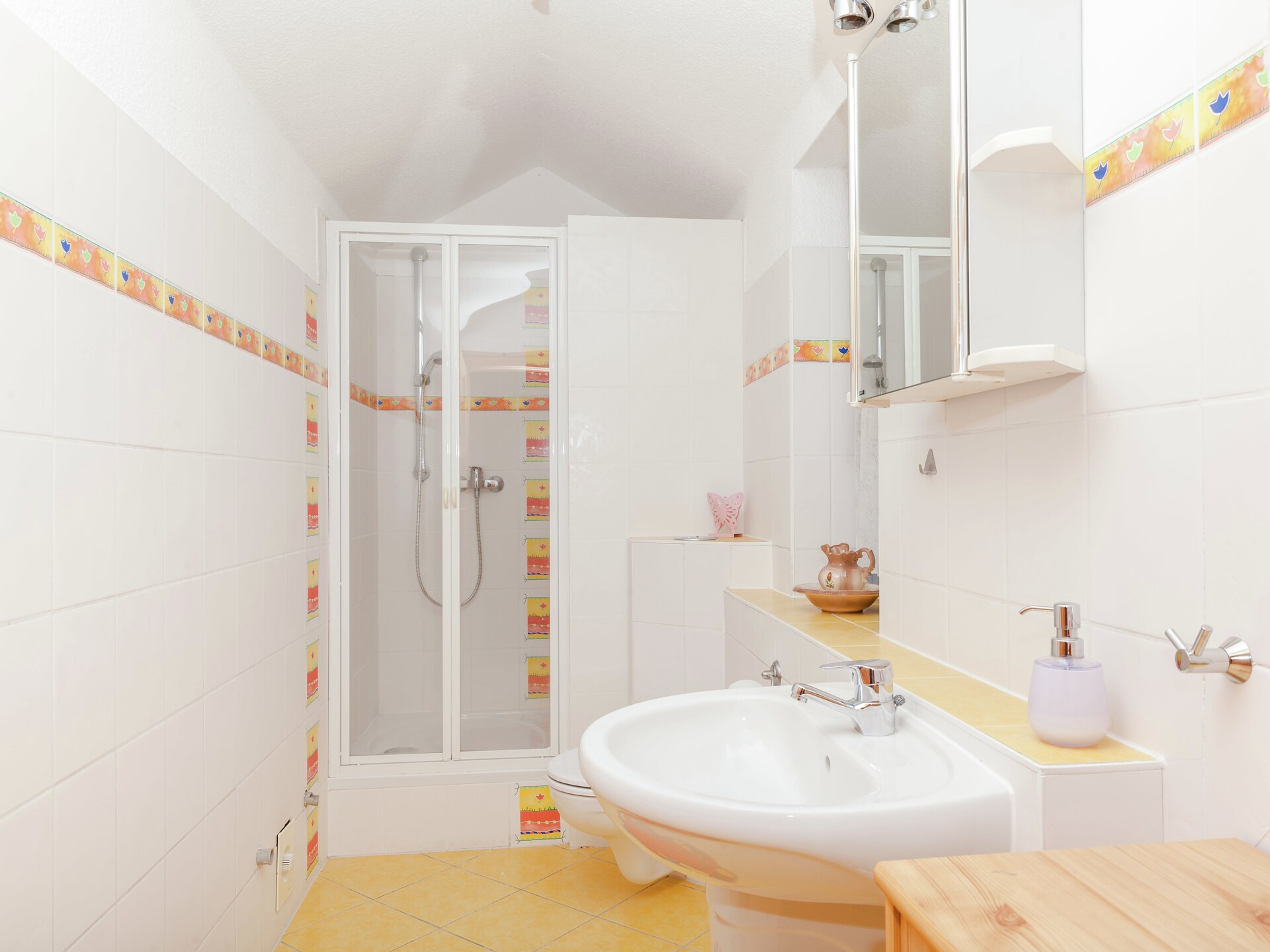 Ruime 15-persoons villa aan het bos met sauna bij Schotten - foto 27