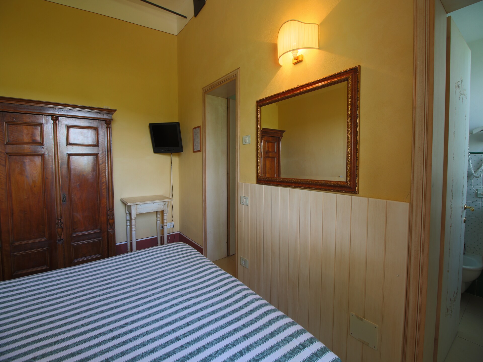 Authentiek Toscaans appartement op biologische wijnboerderij bij San Gimignano - foto 20