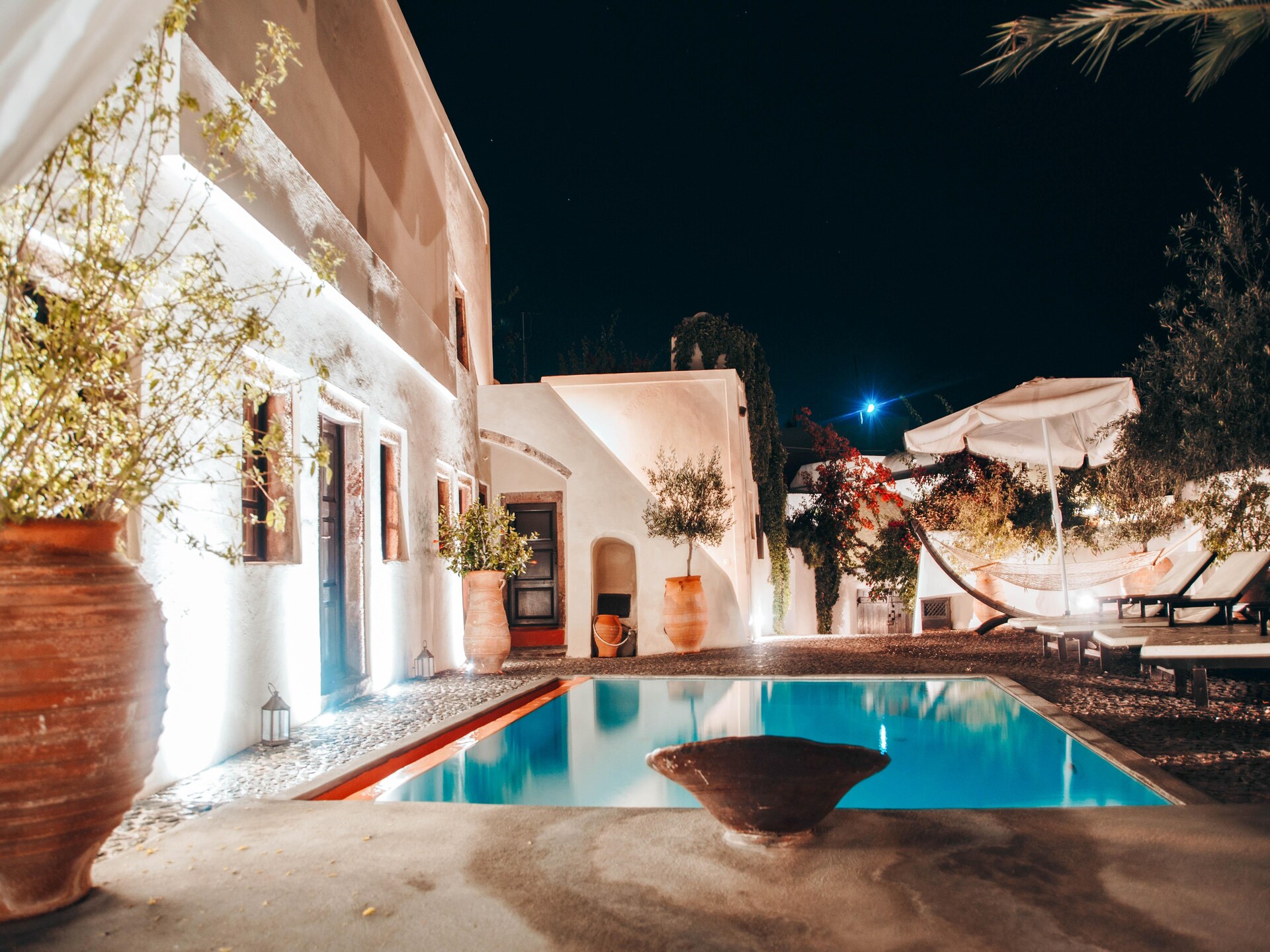 Authentieke villa met privézwembad en buitenkeuken nabij Megalochori, Santorini - foto 13