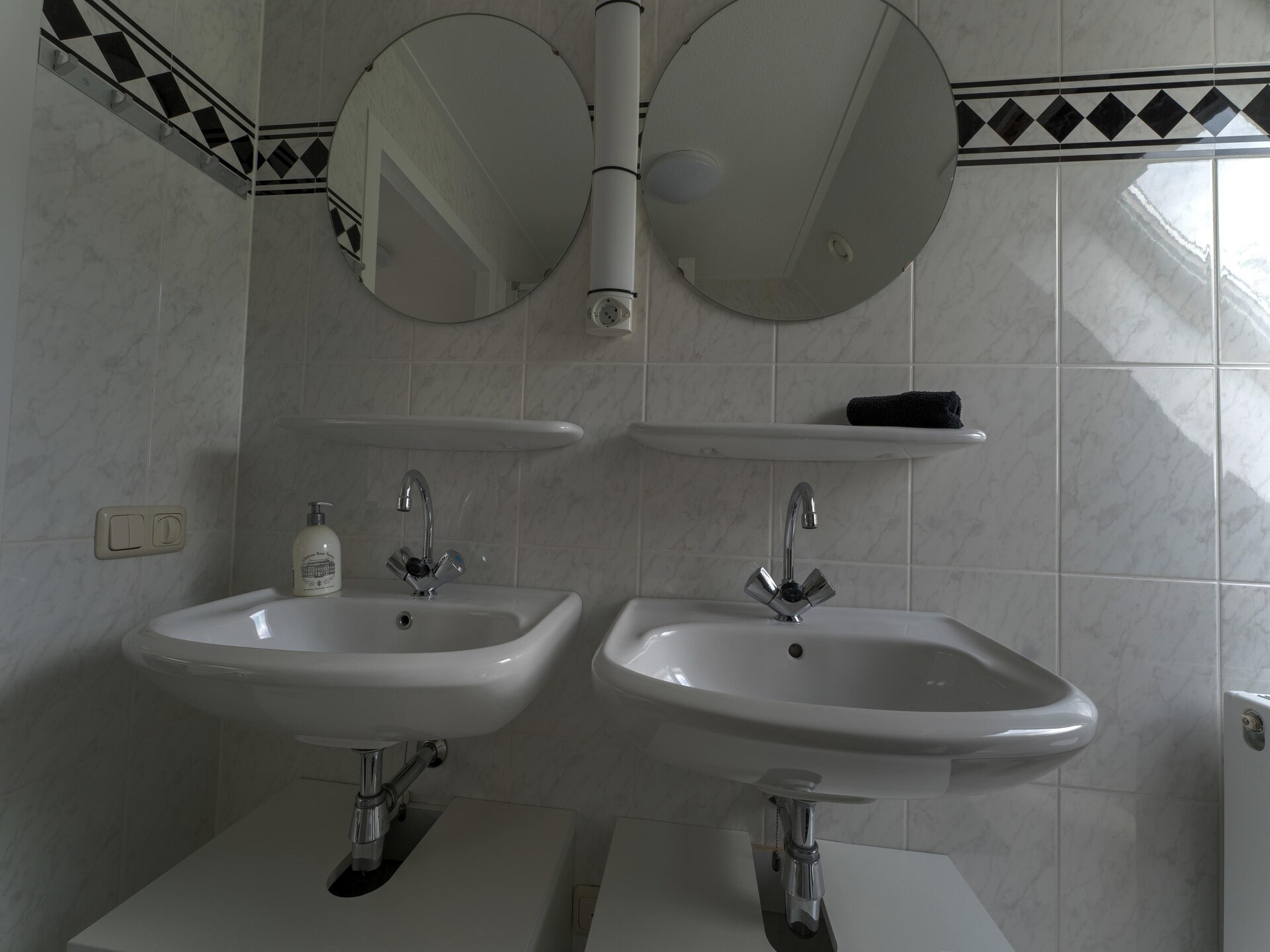 Luxe villa met sauna op landgoed Vaartbos in Zeewolde – 12 pers. - foto 33