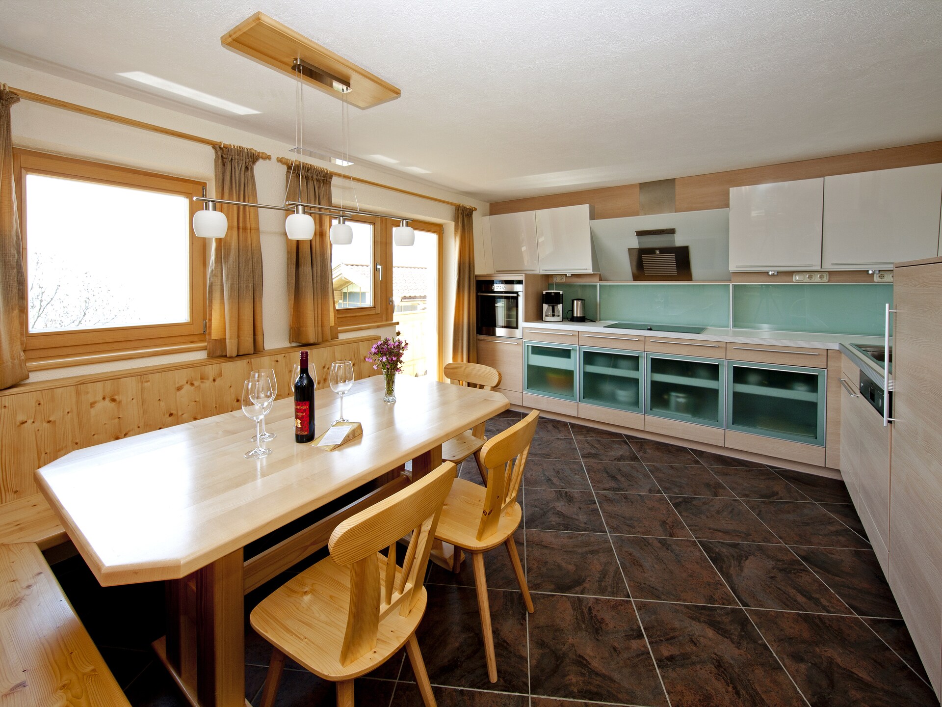 Vrijstaand chalet voor 11 personen met hottub en uitzicht op de Hohe Salve - foto 41