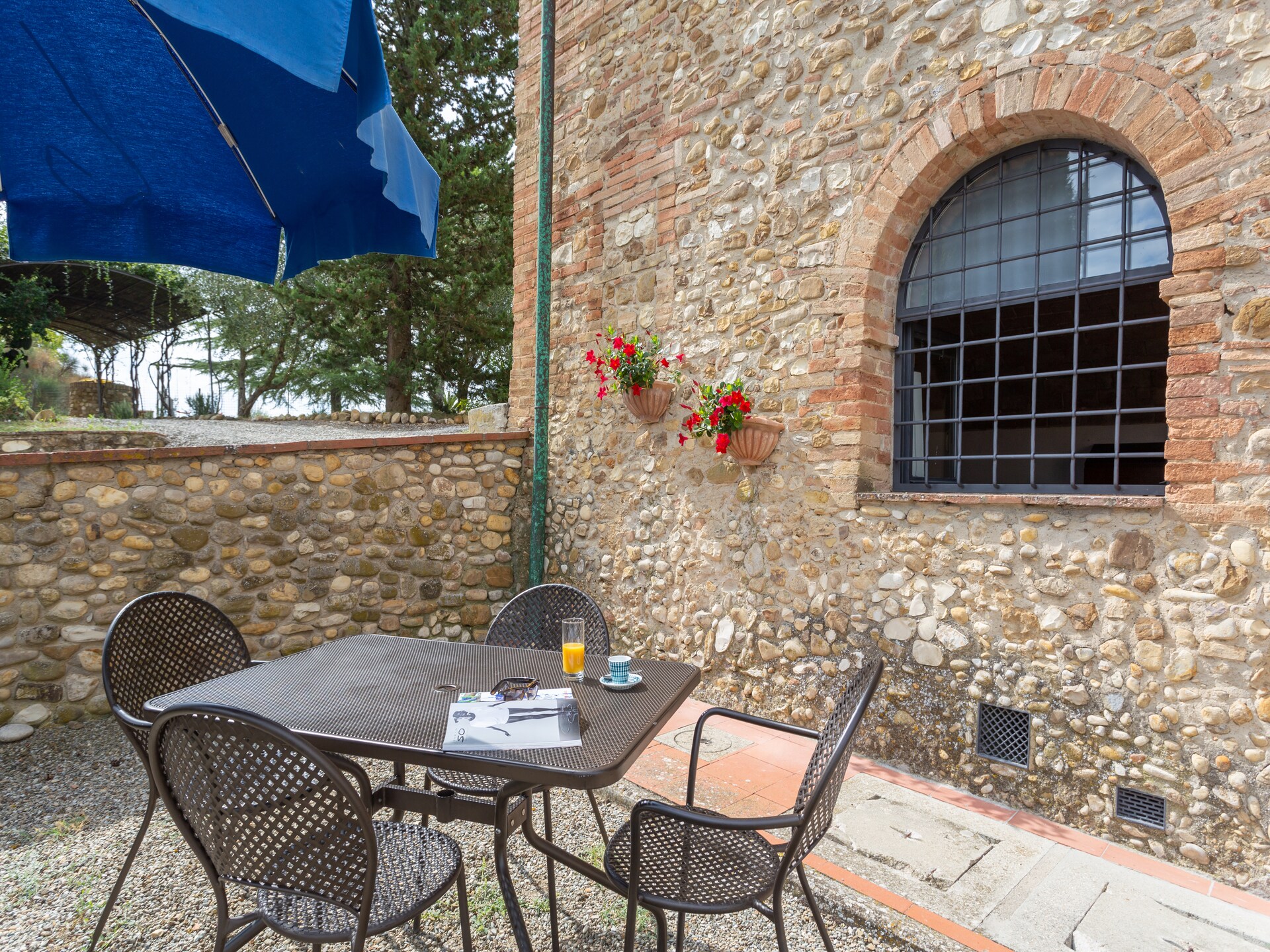 Toscaans landhuis bij Tavarnelle met zwembad, tuin en uitzicht - foto 24