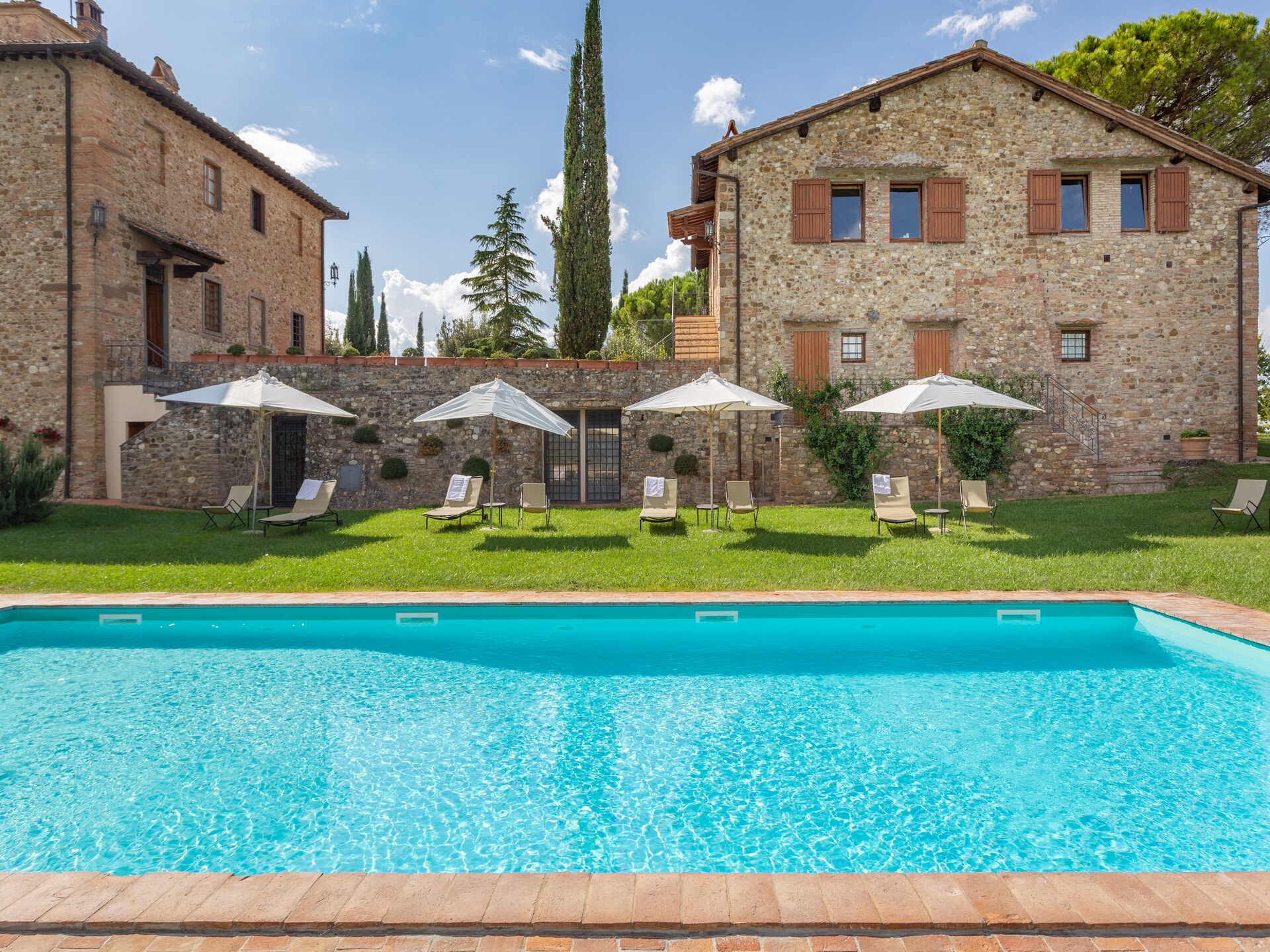 Toscaans landhuis bij Tavarnelle met zwembad, tuin en uitzicht - foto 8