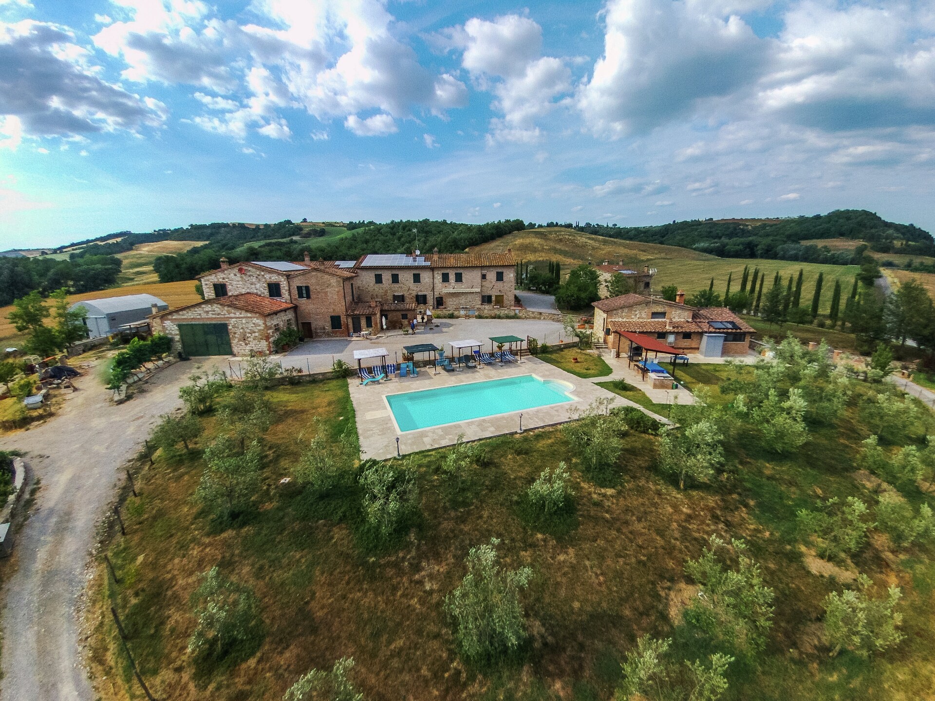 Acqua: Intiem Toscaans landhuis voor 2 bij Asciano met gemeenschappelijk zwembad - foto 8