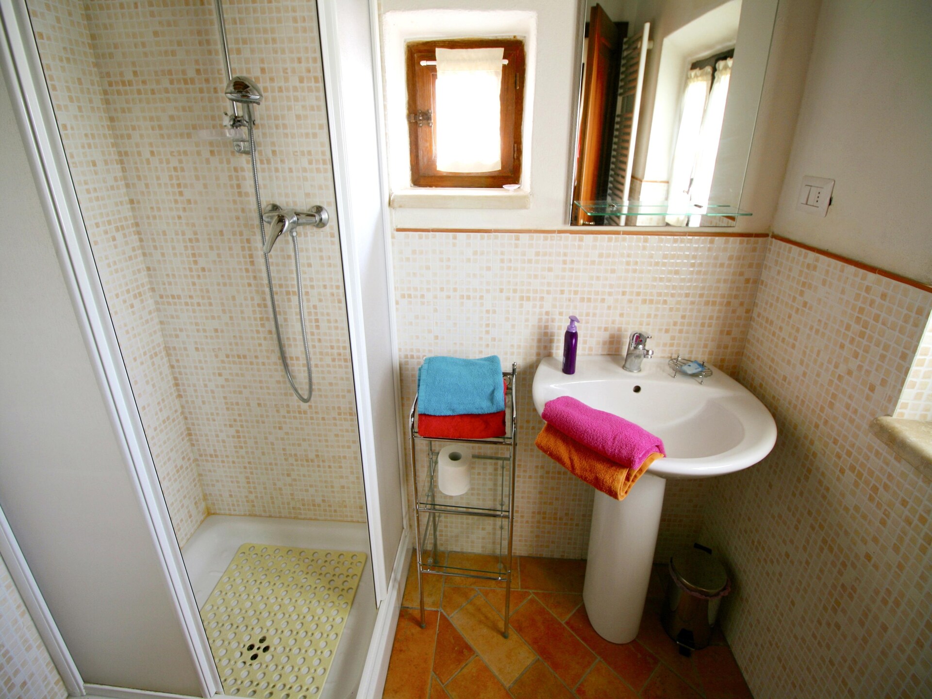 Acqua: Intiem Toscaans landhuis voor 2 bij Asciano met gemeenschappelijk zwembad - foto 28