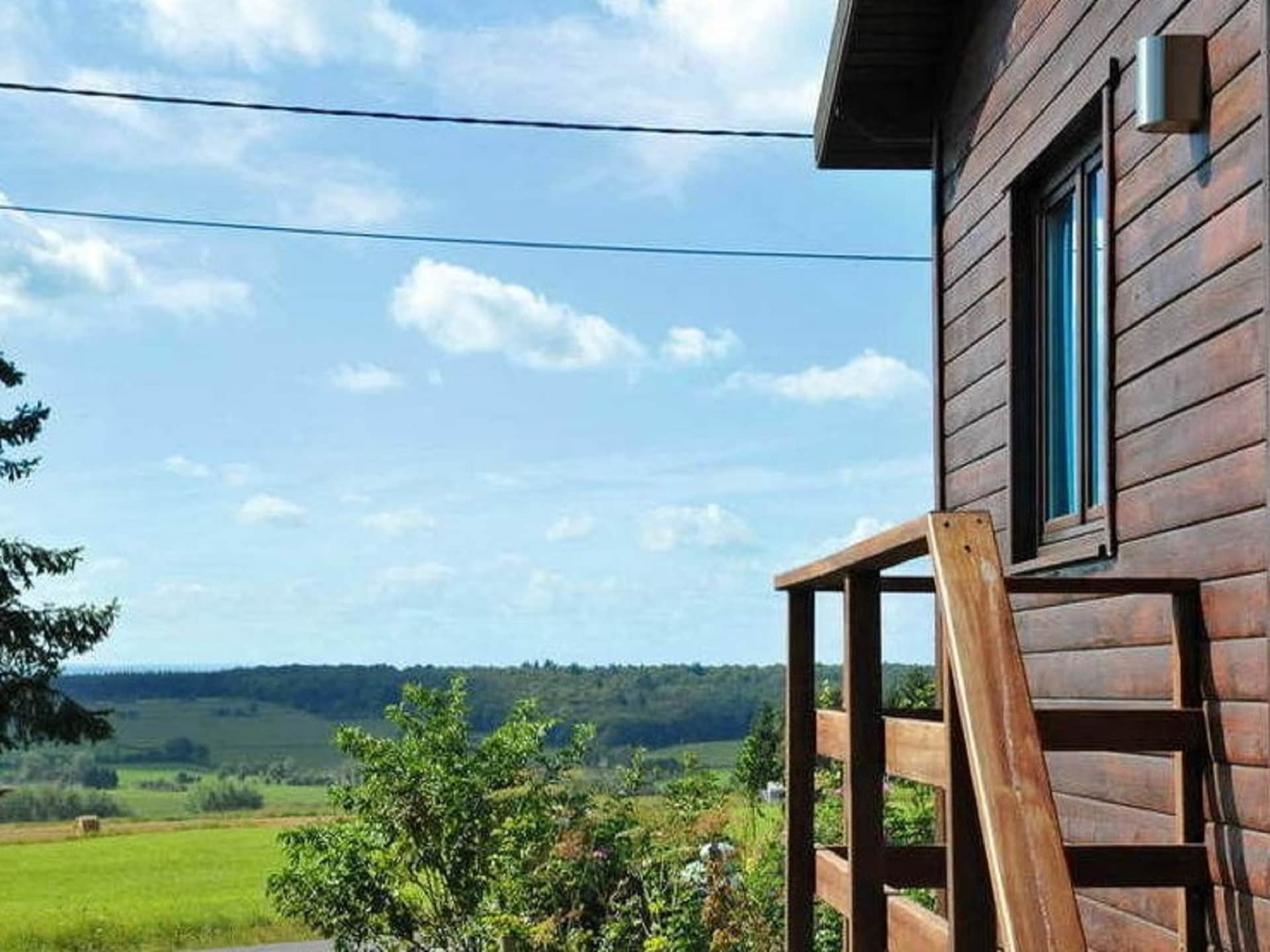 Vakantiehuis Arbre Dressé in Somme-Leuze met jacuzzi en tuin - foto 31