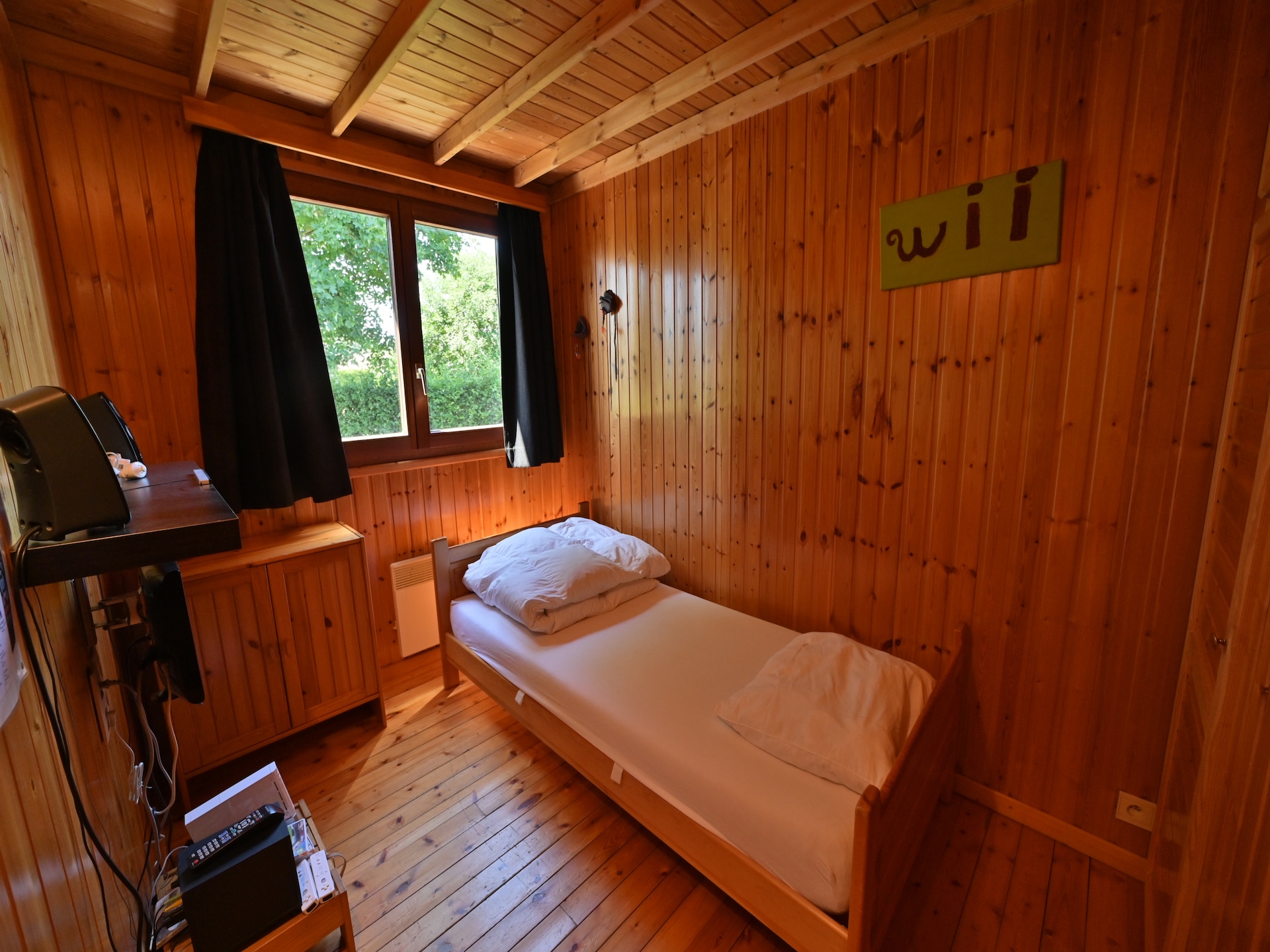 Vakantiehuis Arbre Dressé in Somme-Leuze met jacuzzi en tuin - foto 21