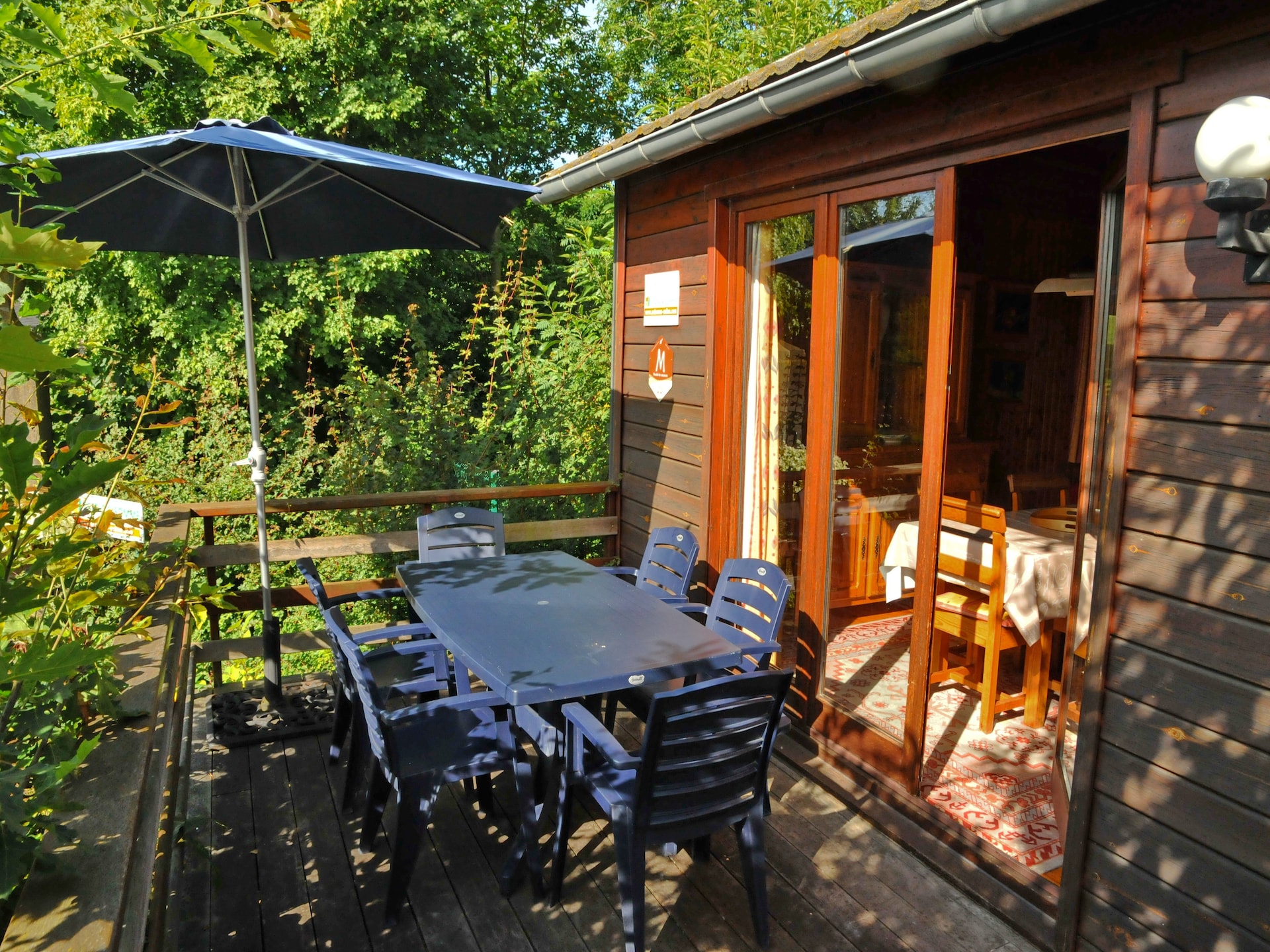 Kindvriendelijk chalet met glijbaan en ballenbak in Somme-Leuze - foto 5