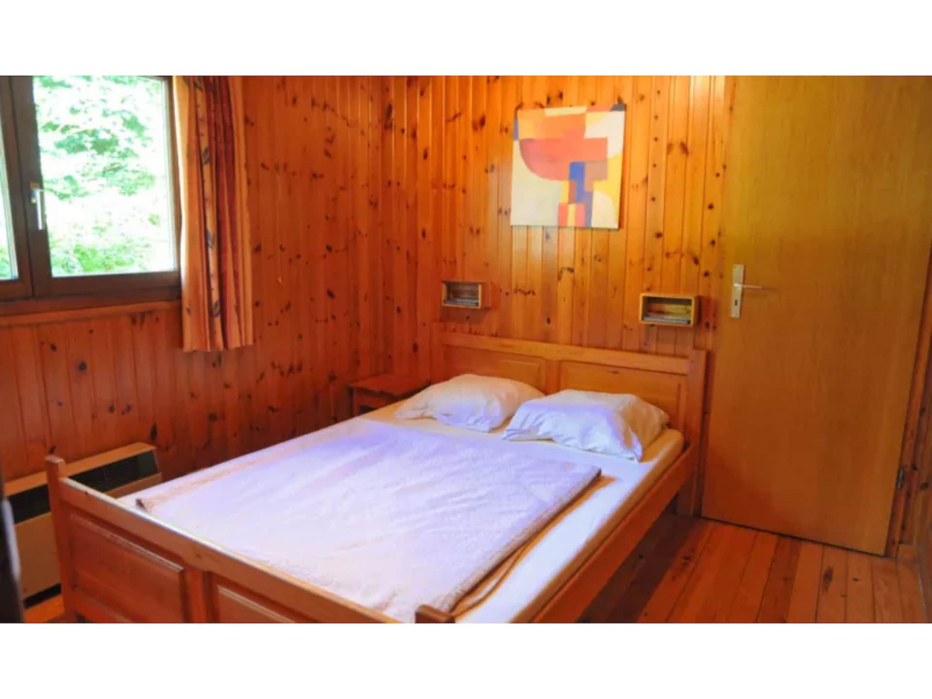 Kindvriendelijk chalet met glijbaan en ballenbak in Somme-Leuze - foto 3