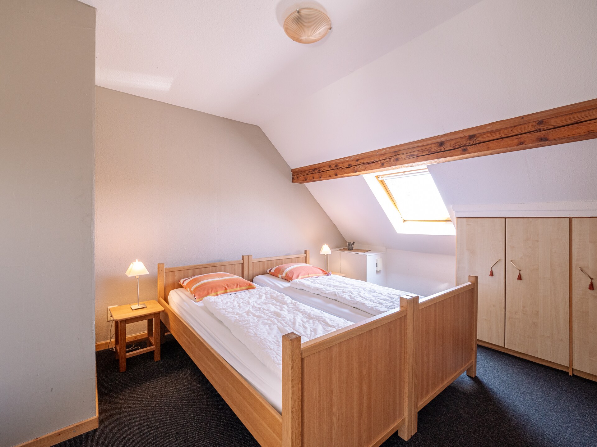 Ruim landhuis voor 30 personen in Amel-Möderscheid met sauna, speeltuin en grote tuin - foto 11