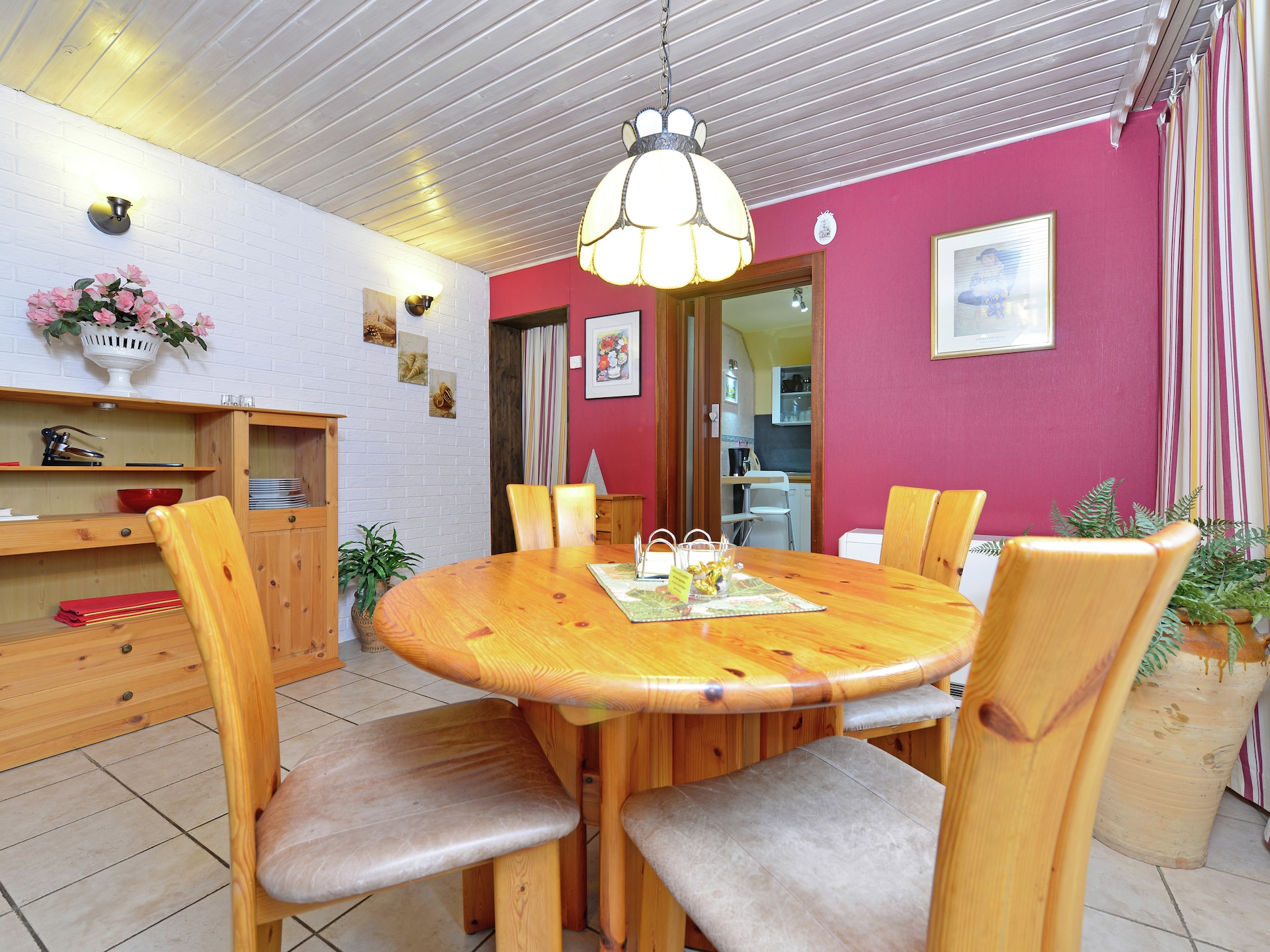 Rustiek appartement in Bad Pyrmont, 80m², vlakbij rivier en paardrijden - foto 3