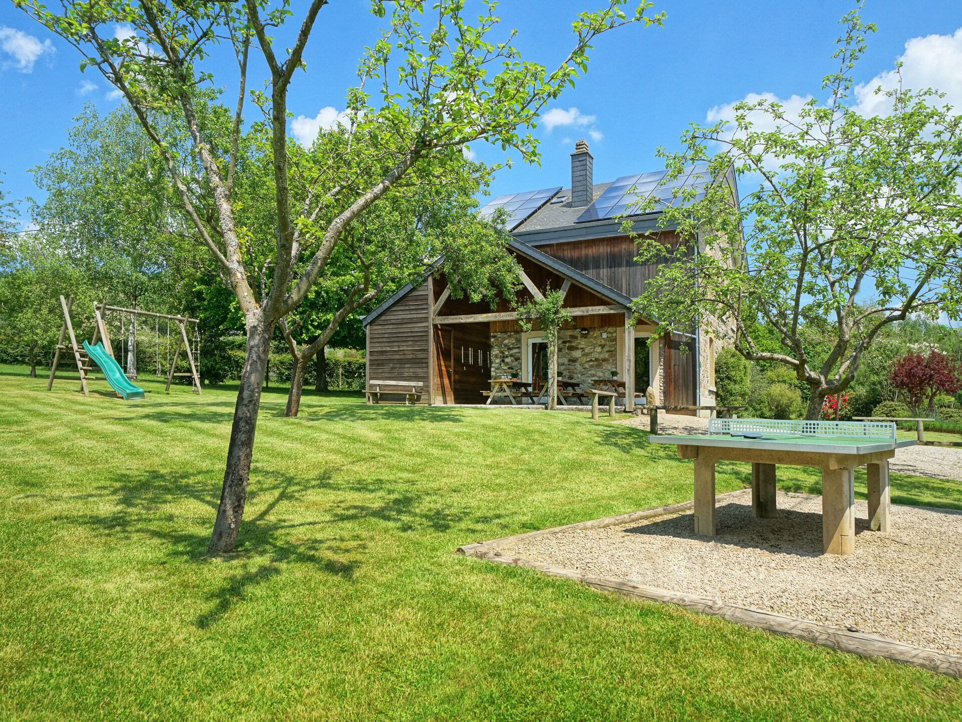 16-persoons vakantiehuis A la lisière de la forêt in Petit-Thier - foto 14