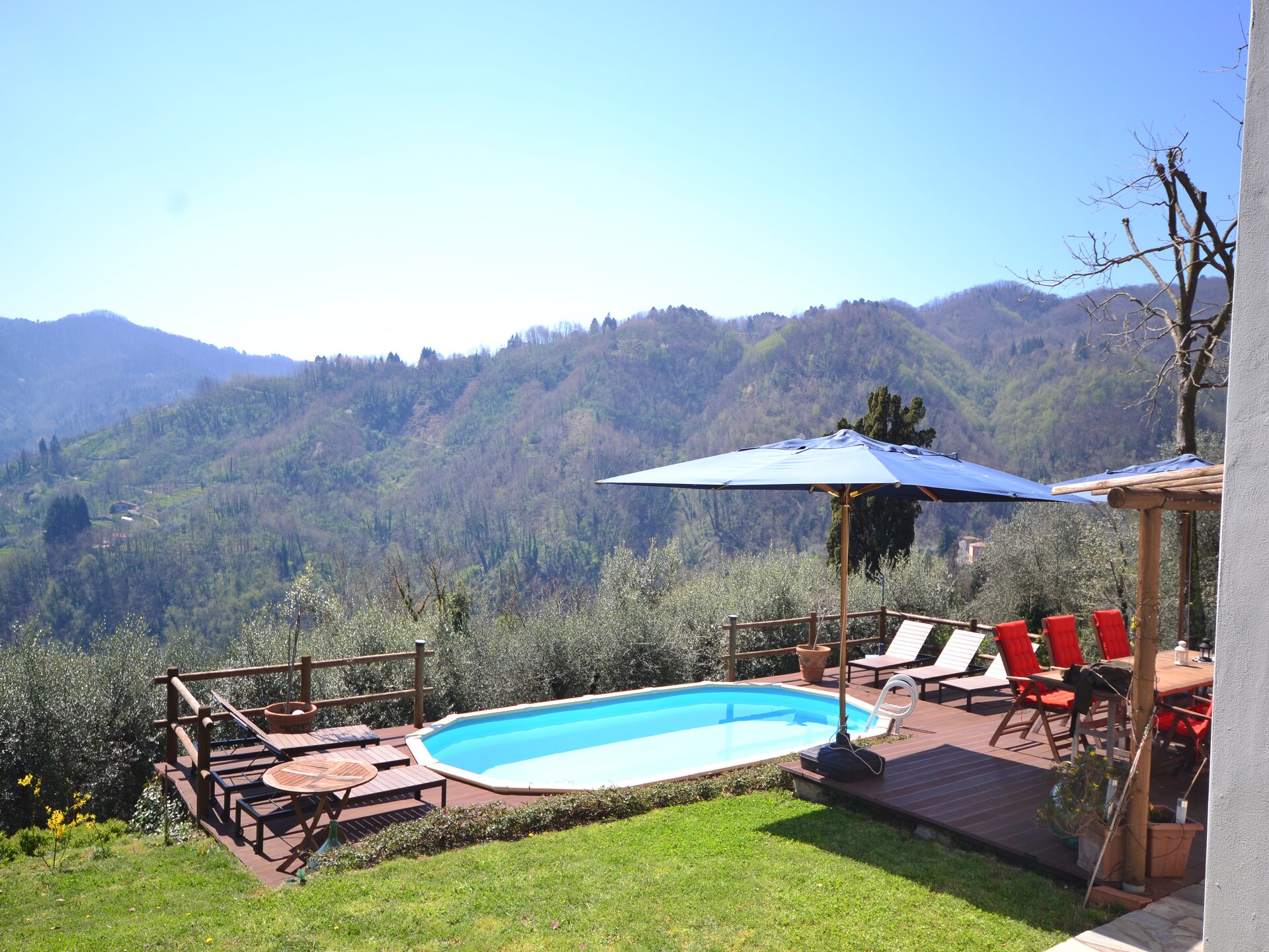 Vrijstaand vakantiehuis voor 6 personen met zwembad en panoramisch uitzicht in Borgo a Mozzano - foto 8