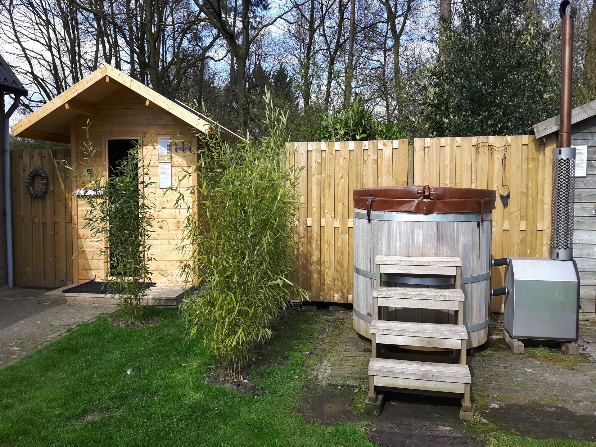 Luxe vakantiehuis met sauna en hot tub in de Kempense bossen - foto 23
