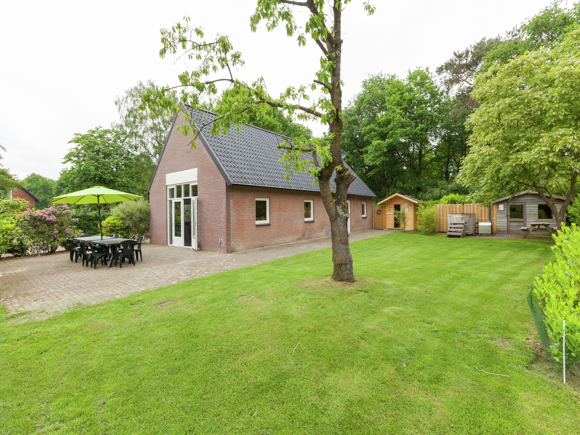 Luxe vakantiehuis met sauna en hot tub in de Kempense bossen - foto 21