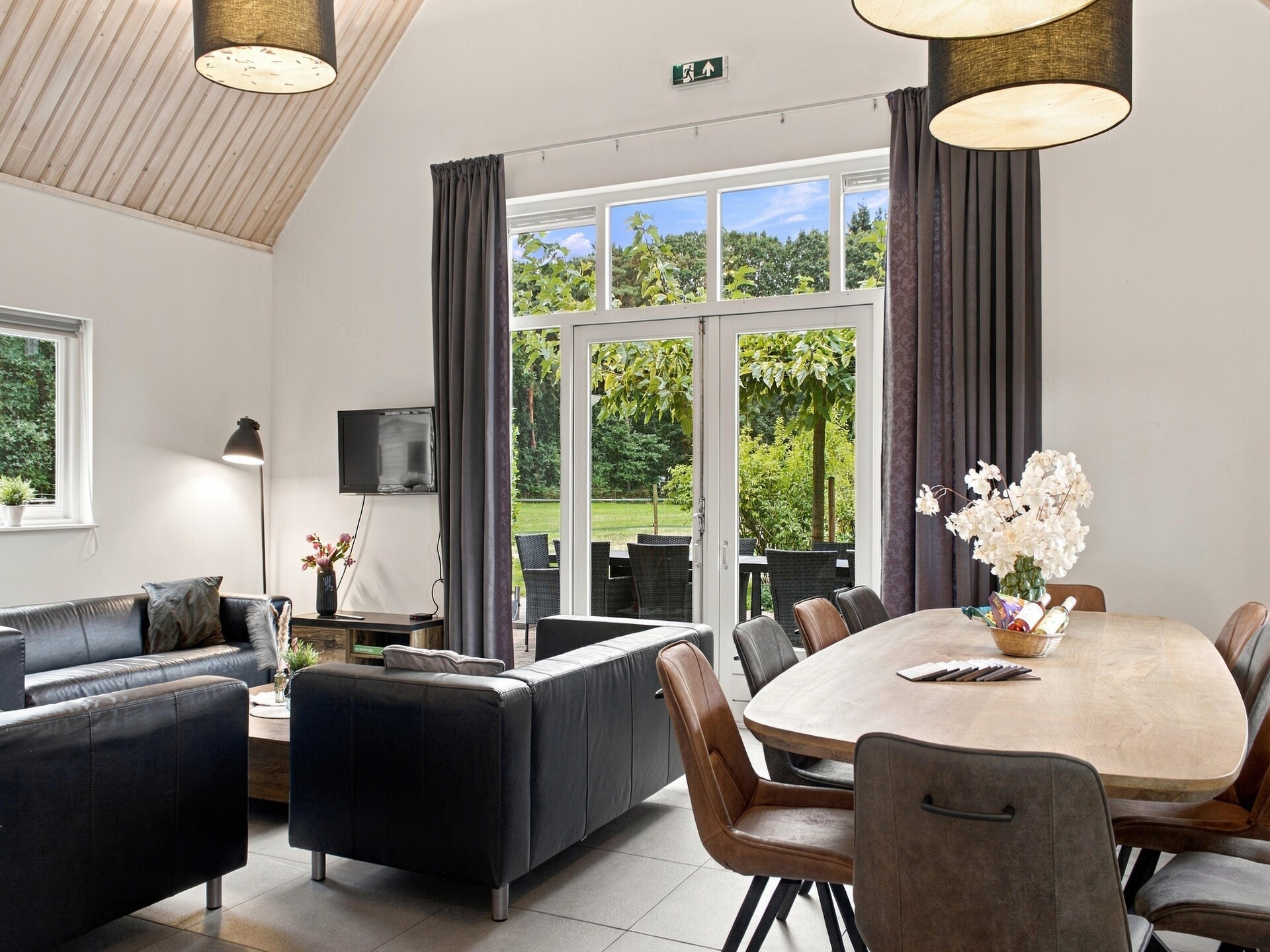 10-persoons vakantiehuis in Vessem met wellness en natuuruitzicht - foto 12