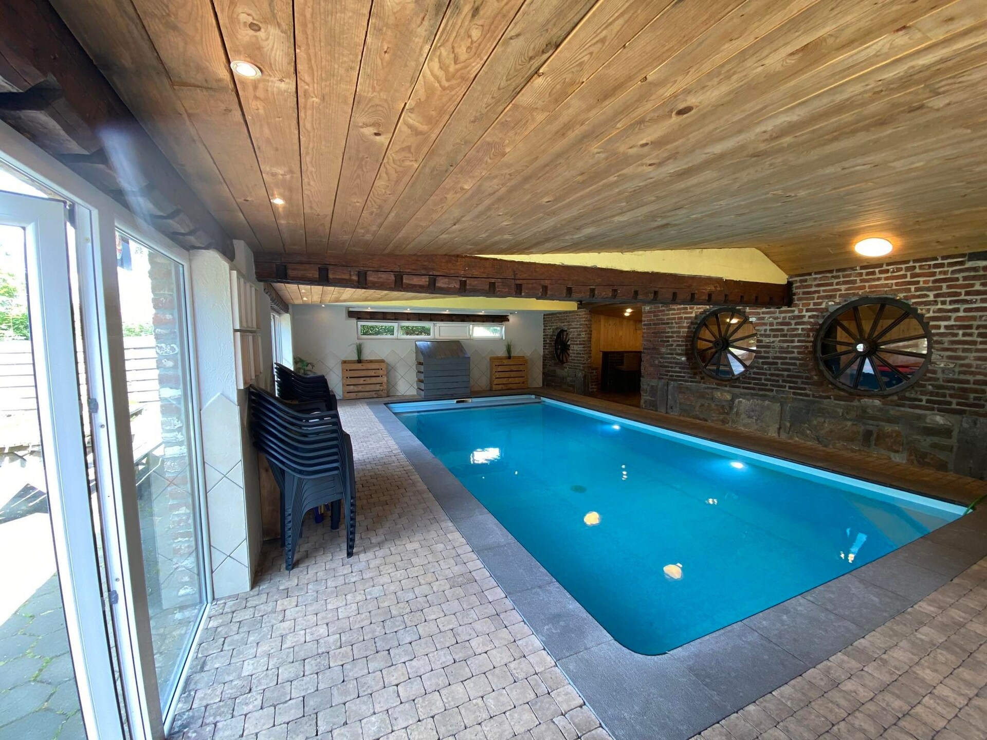 Landhuis voor 21 personen met privézwembad en sauna in de bossen bij Waimes - foto 13