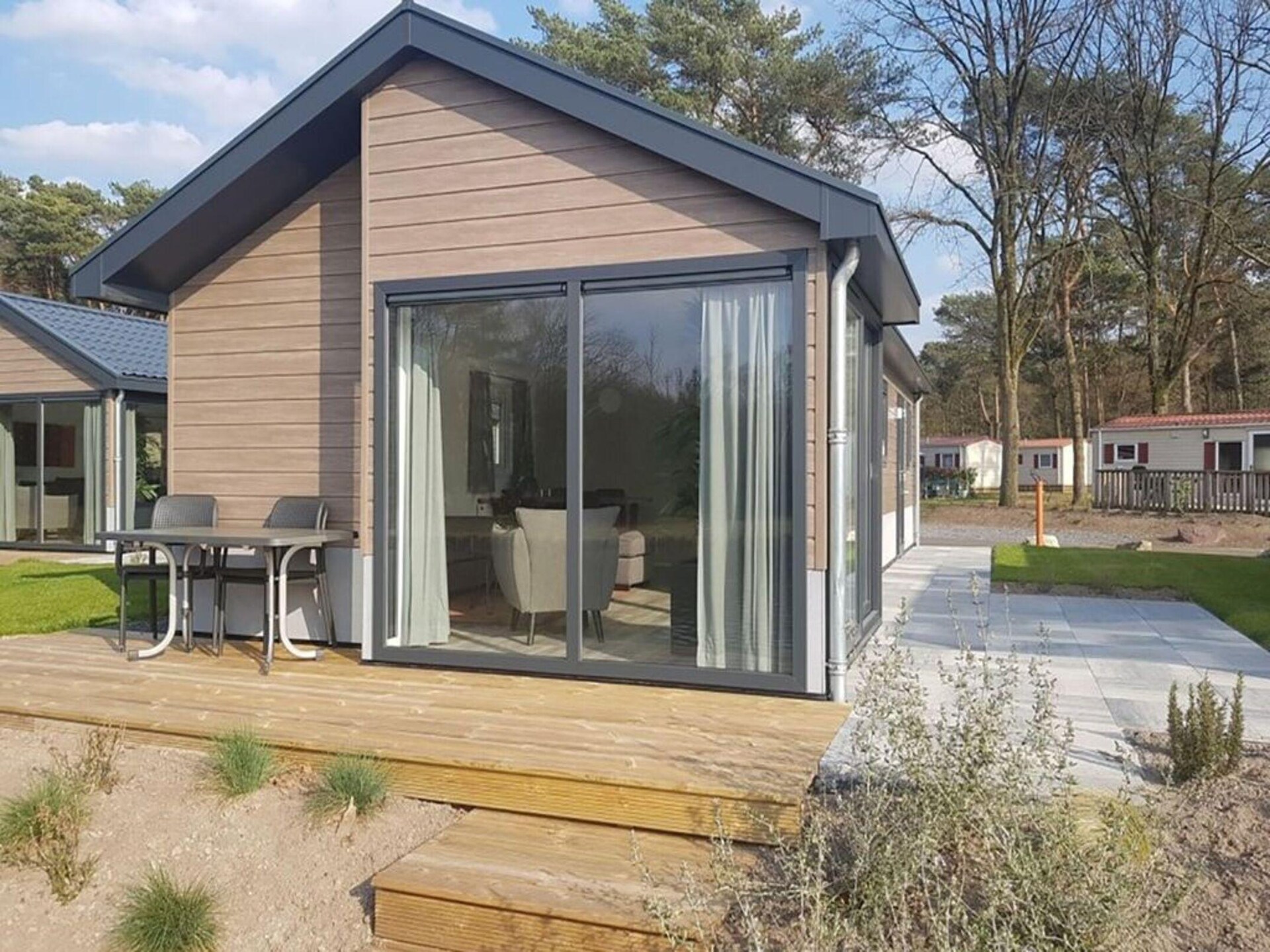 Charmante boshut met huisdieren op de Veluwe in Kootwijk - foto 16